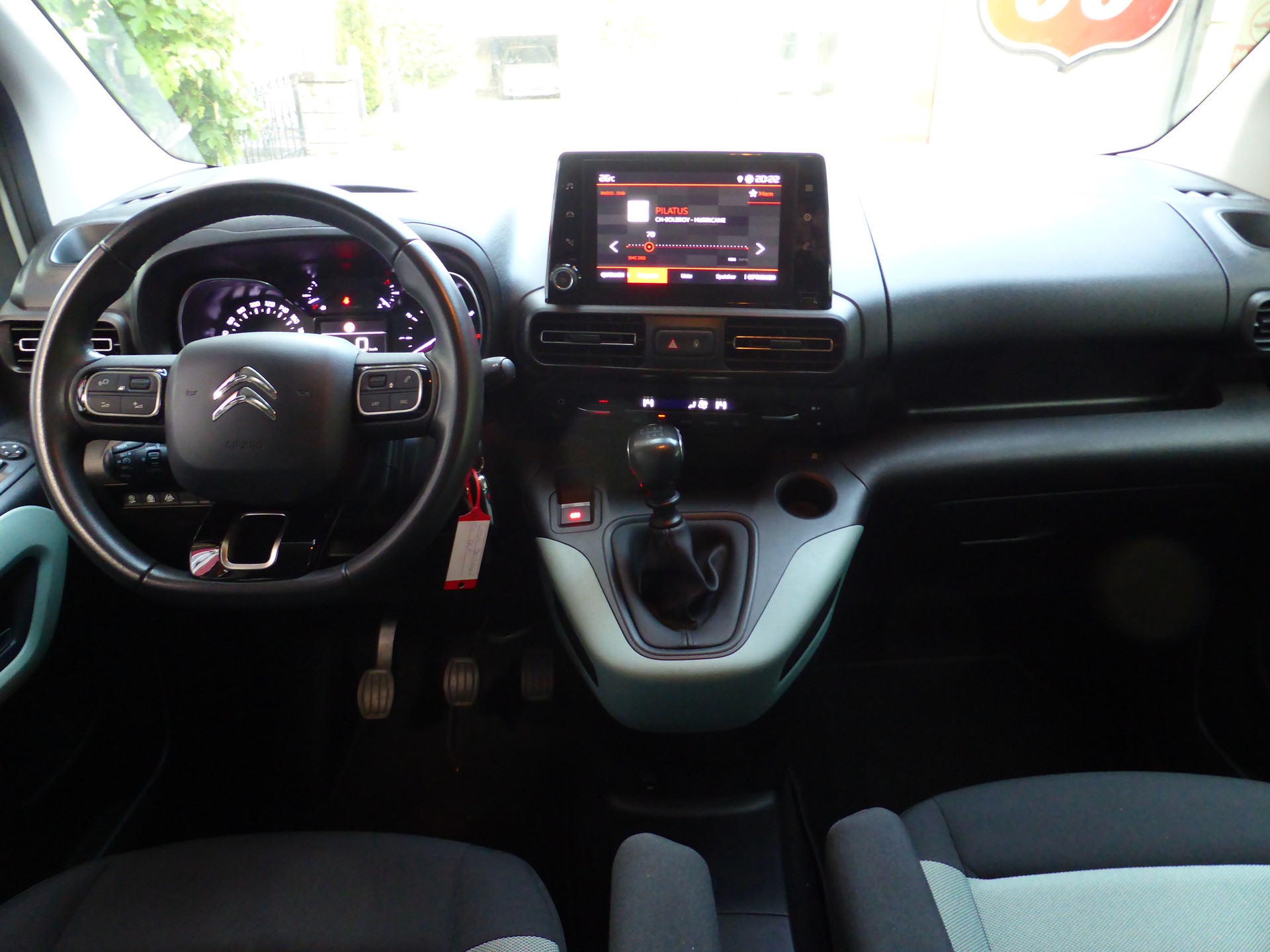 CITROEN Berlingo 1.2i PureTech Feel-image-13
