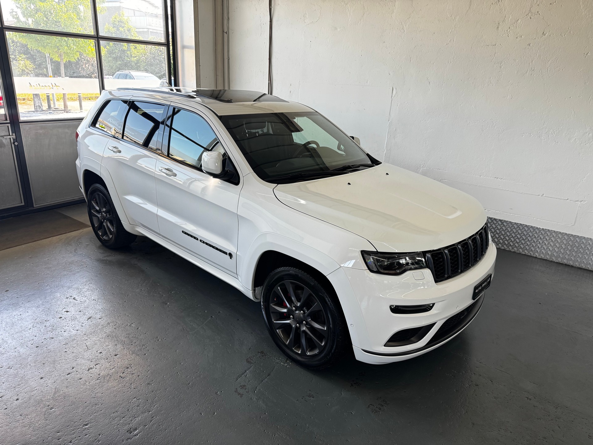 JEEP Grand Cherokee 3.0 CRD S Automatic-image-0