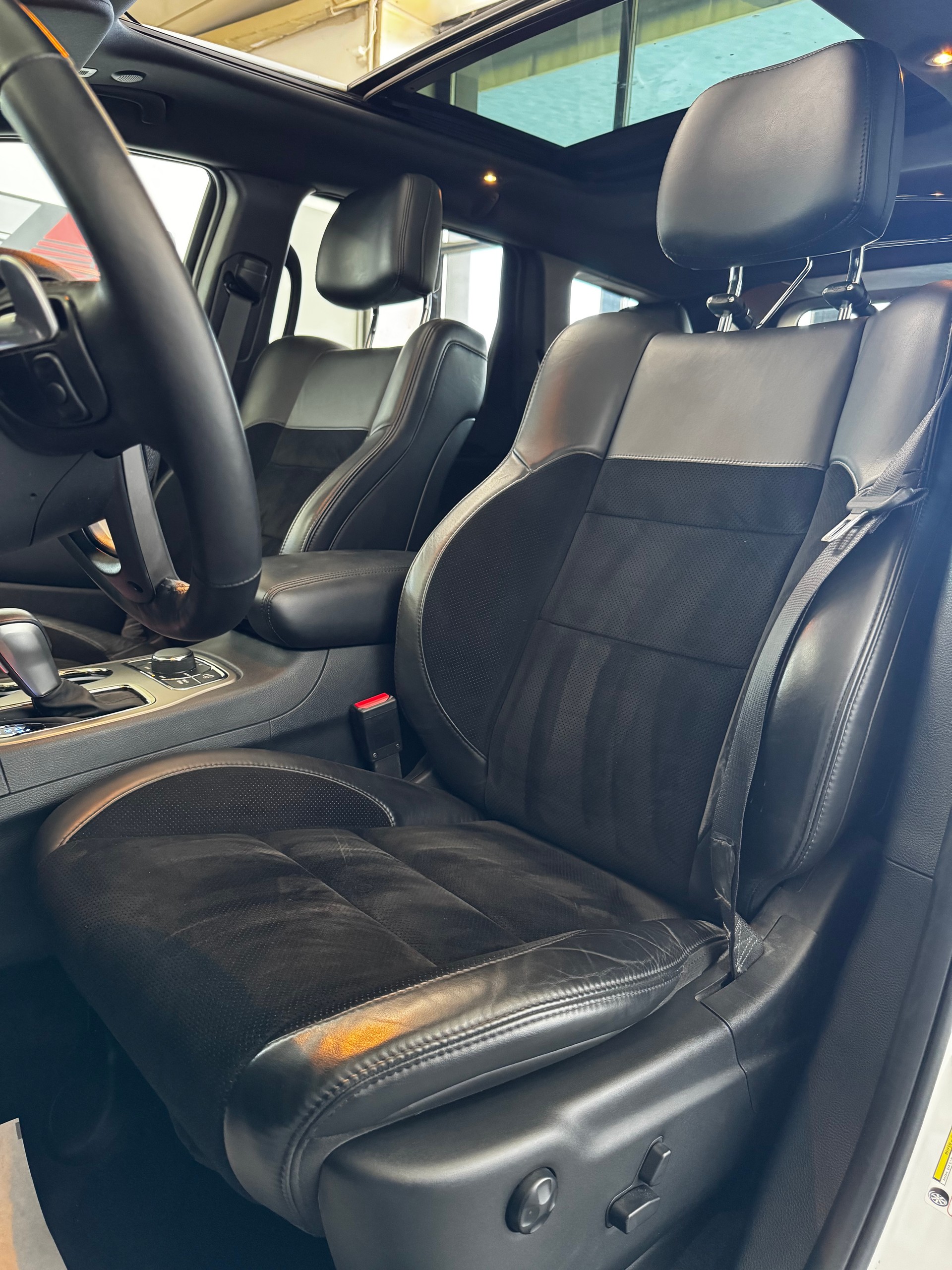 JEEP Grand Cherokee 3.0 CRD S Automatic-image-14