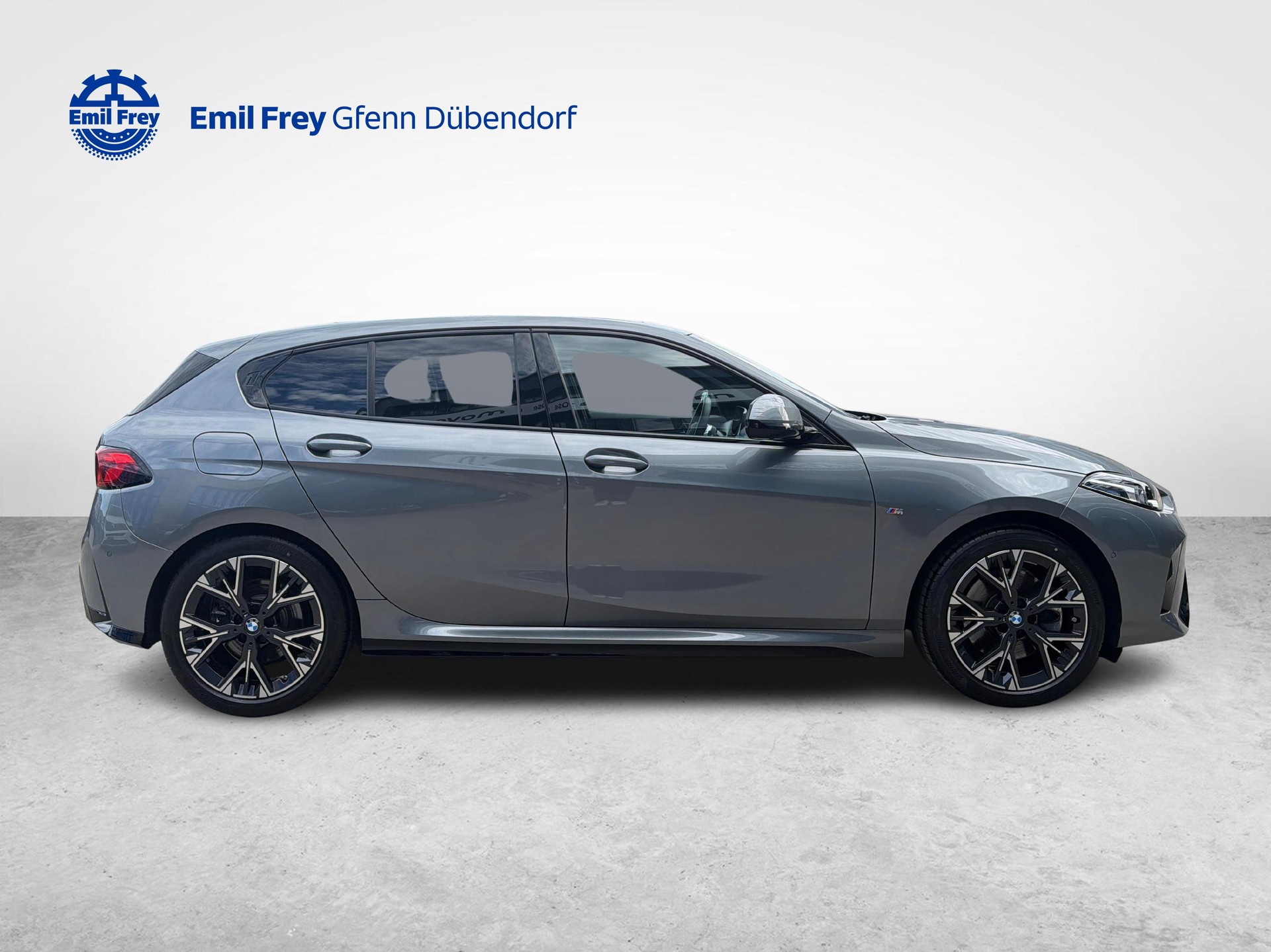 BMW 123 xDrive-image-6