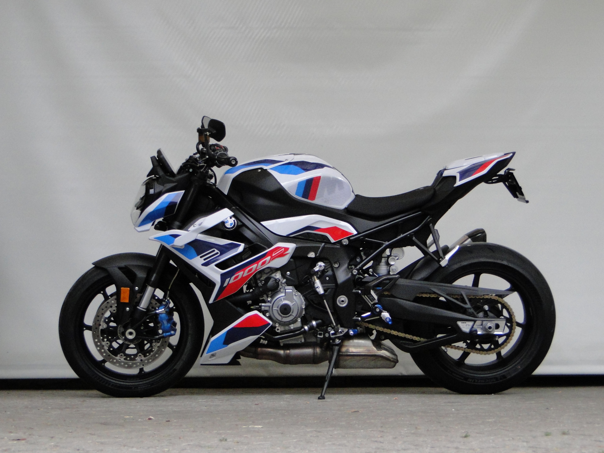 BMW M 1000 R