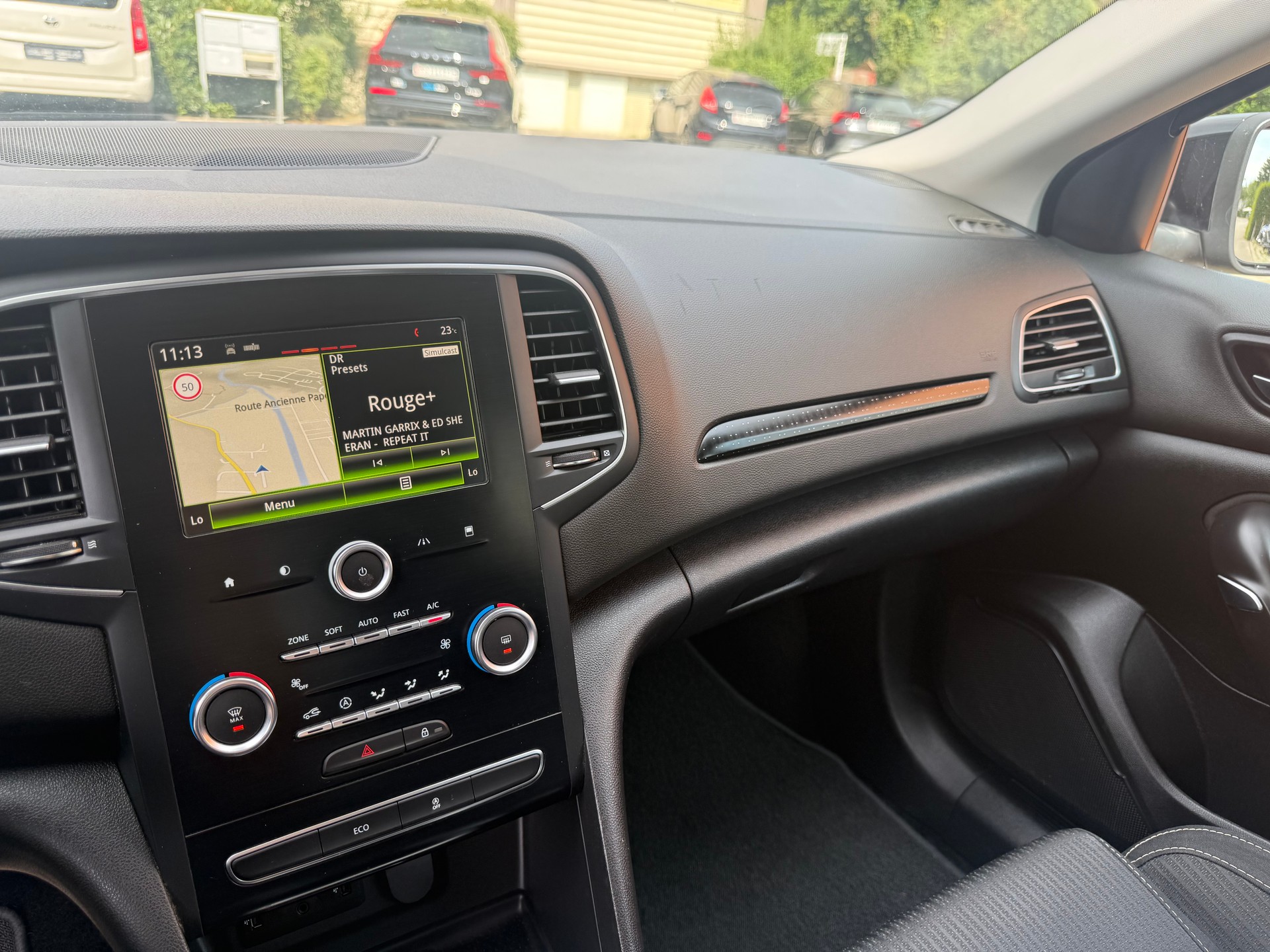 RENAULT Mégane Grandtour 1.2 16V Turbo Zen-image-6