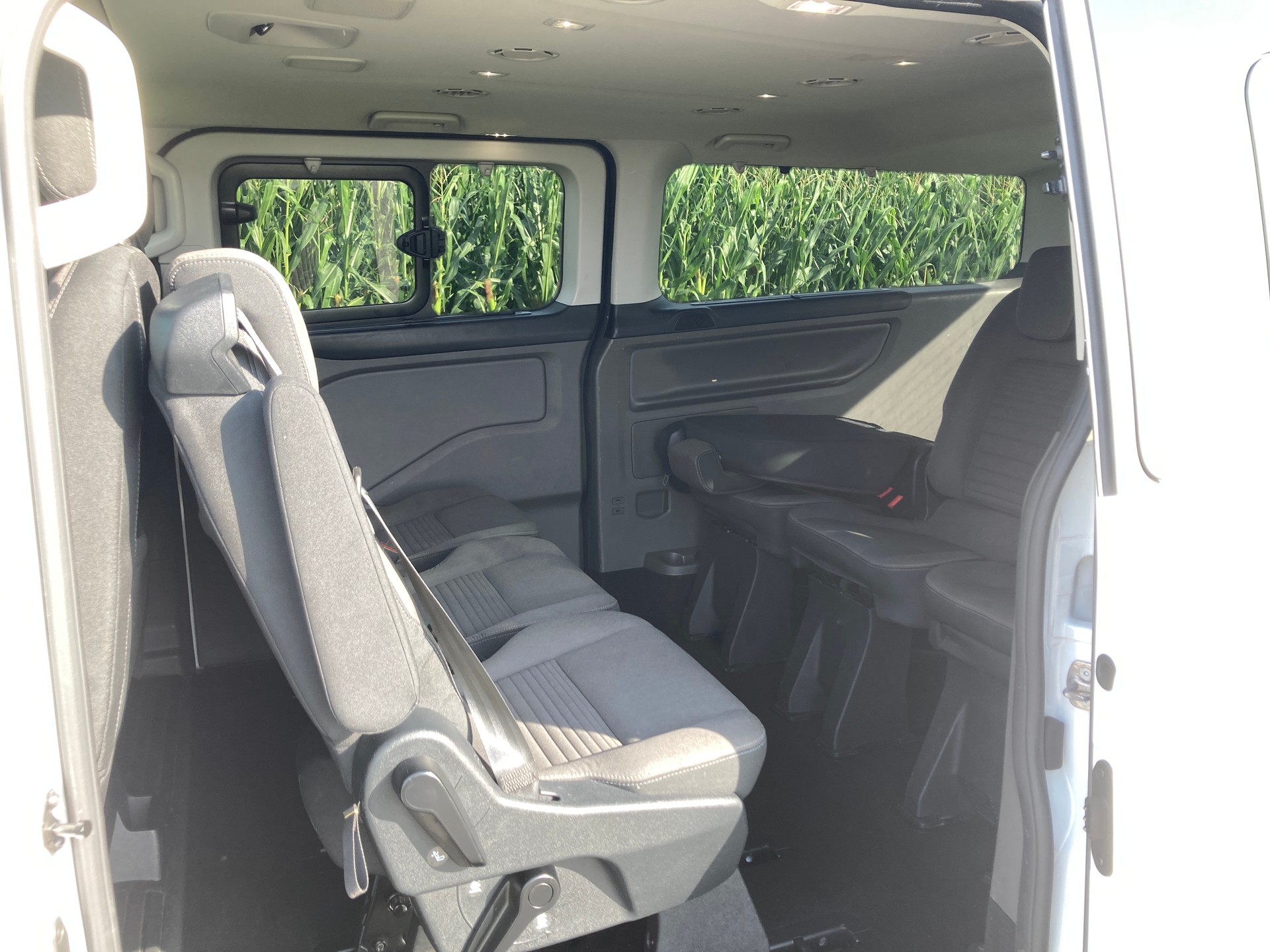 FORD Tourneo Custom 320 L2H1 Aut. 9 Sitzer-image-7
