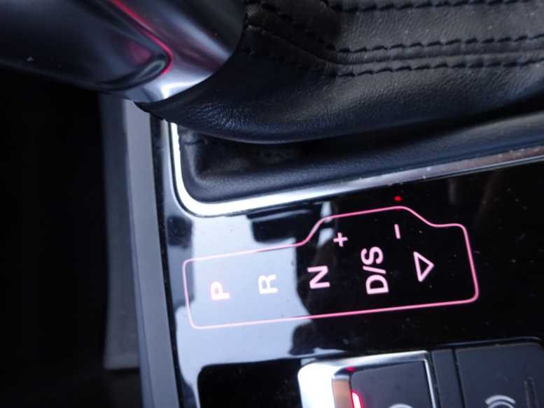 AUDI A6 Avant 3.0 TFSI V6 quattro S-tronic-image-4