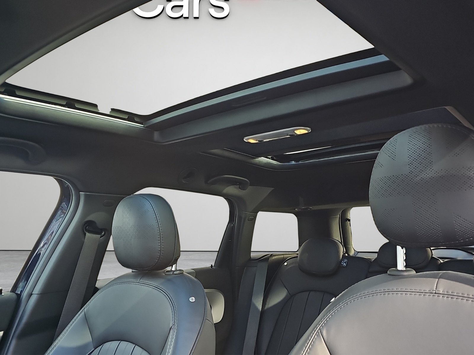 MINI Countryman F60 1.5i Cooper S E ALL4-image-11