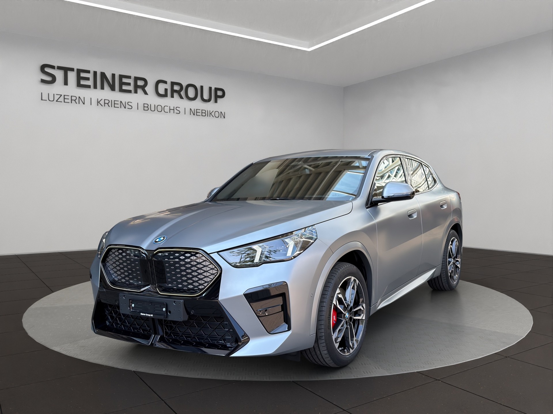 BMW iX2 xDrive 30 M Sport Pro-image-0