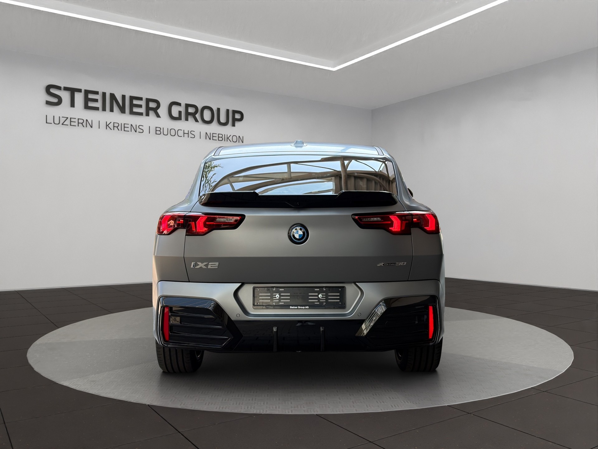 BMW iX2 xDrive 30 M Sport Pro-image-5