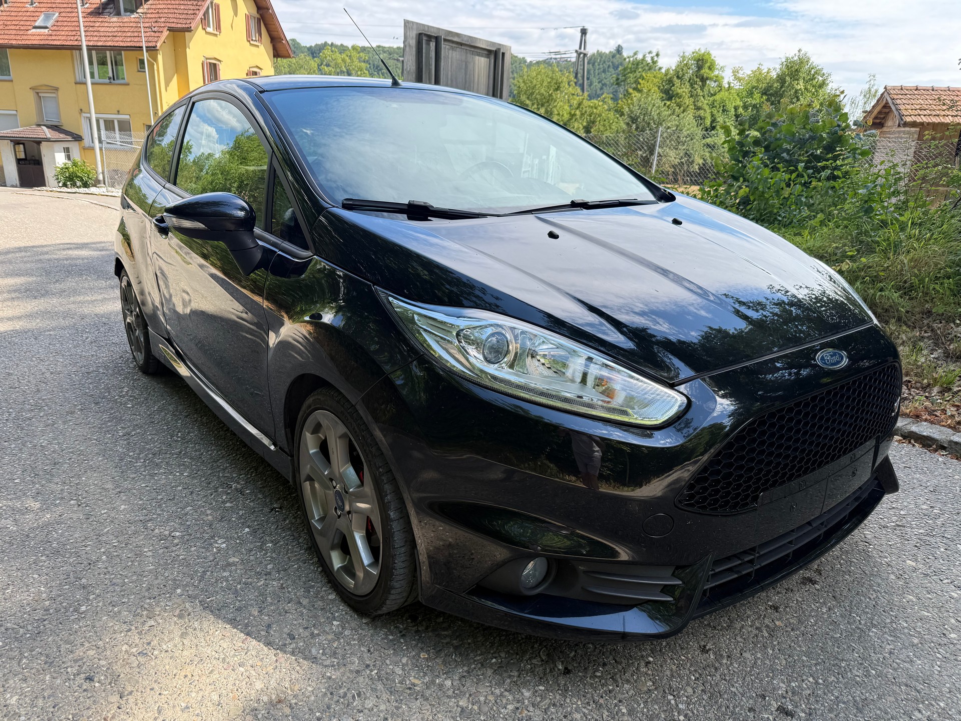 FORD Fiesta 1.6 SCTi ST-2-image-2