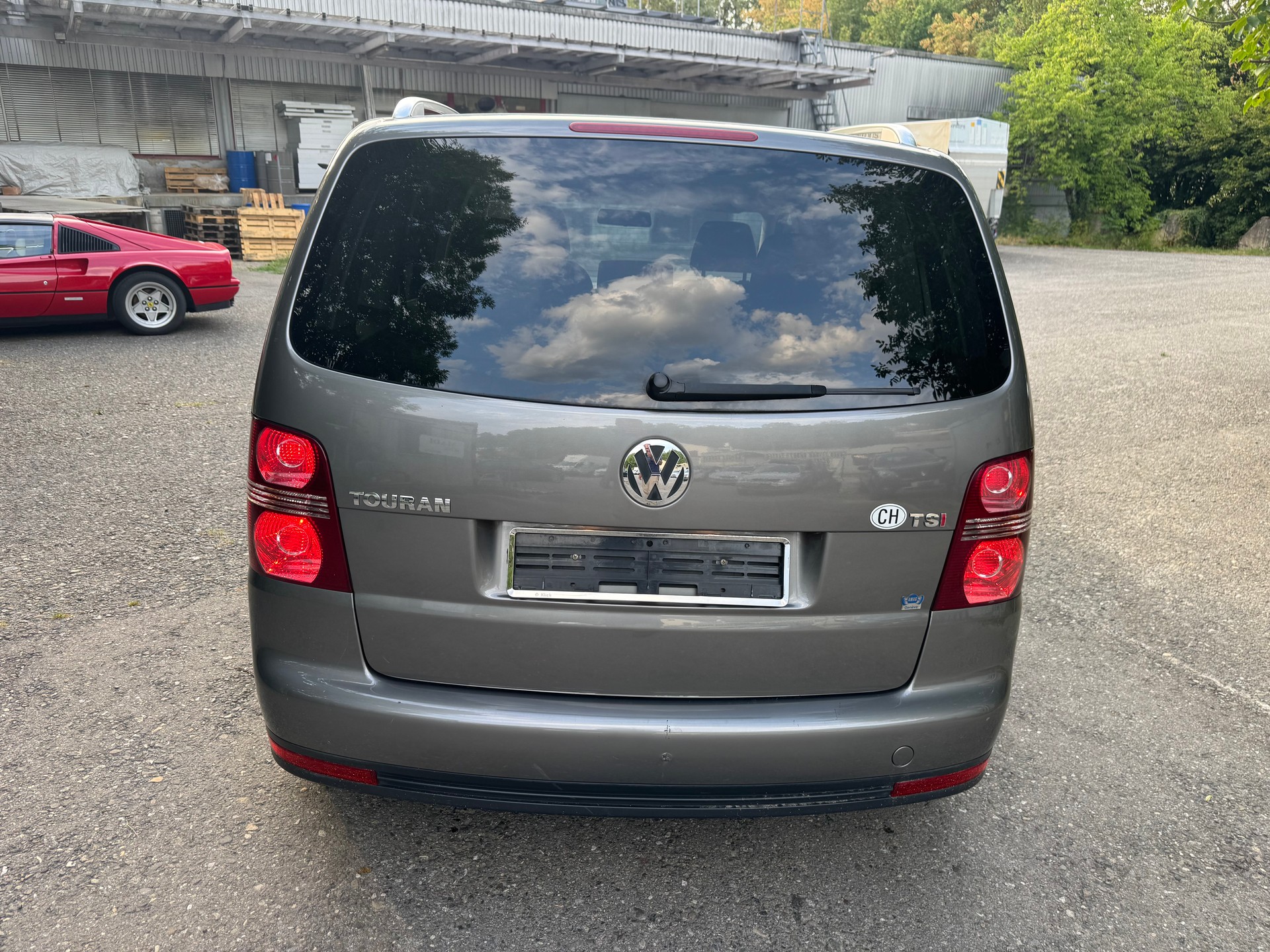 VW Touran 1.4 TSI Highline-image-4