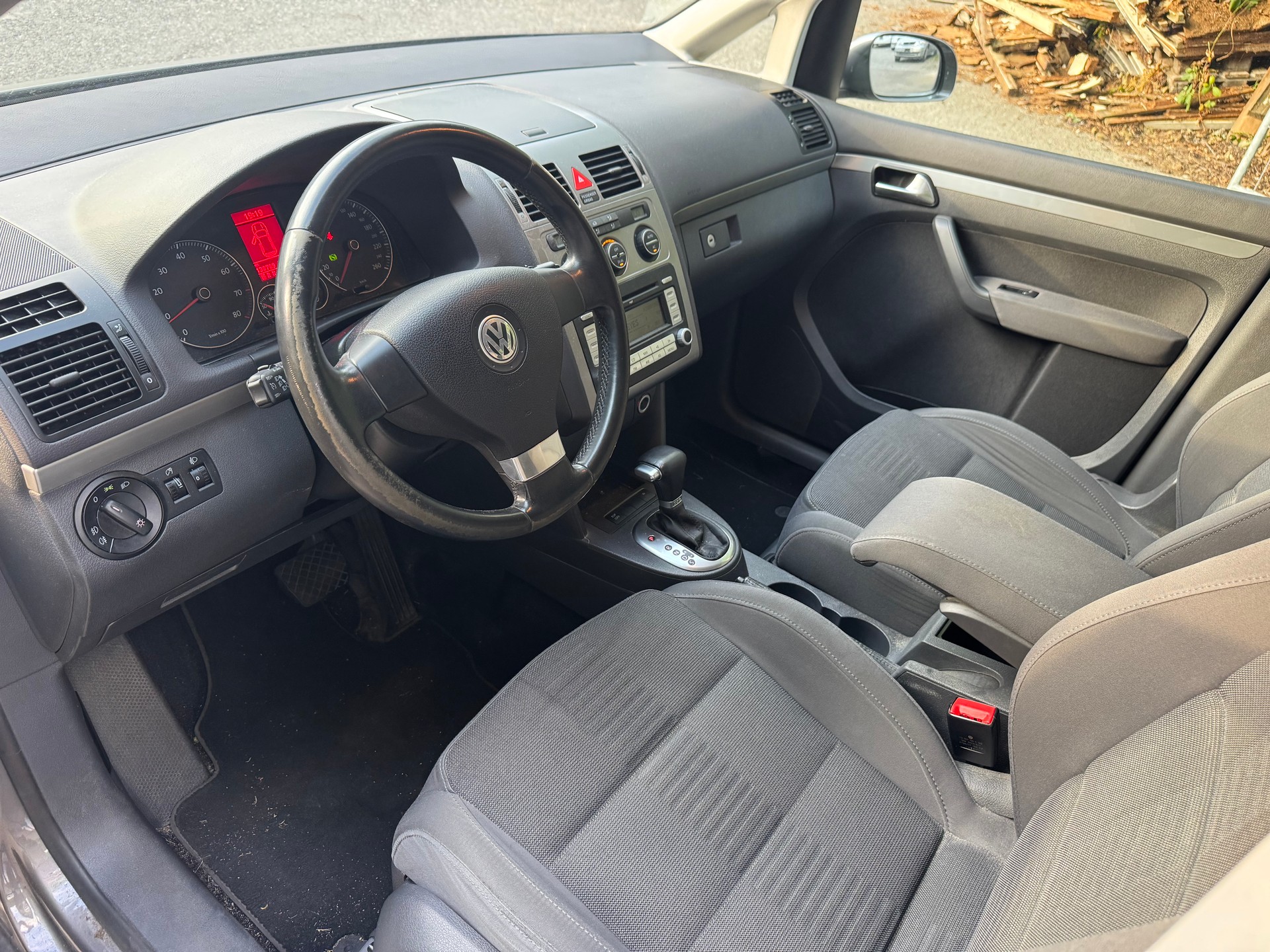 VW Touran 1.4 TSI Highline-image-7