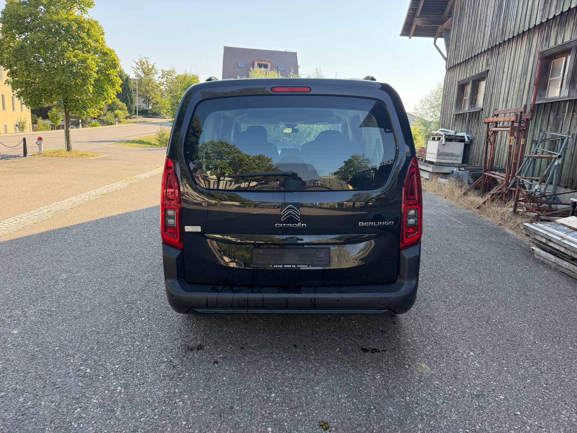 CITROEN Berlingo XL 1.2i PureTech 7 Plätze Live-image-5