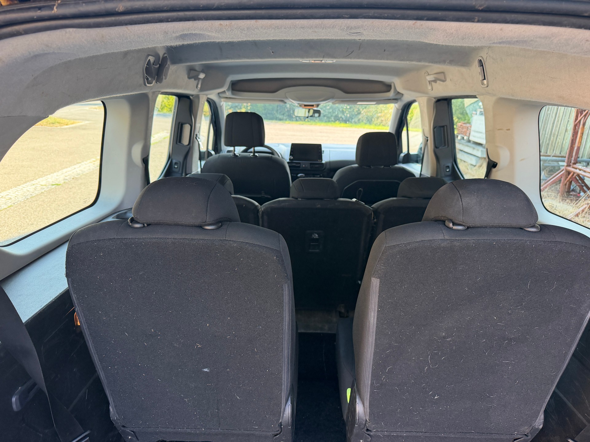 CITROEN Berlingo XL 1.2i PureTech 7 Plätze Live-image-9
