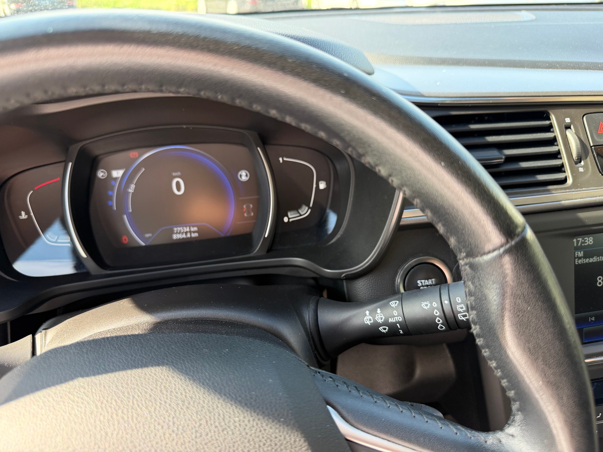 RENAULT Kadjar 1.2 16V Turbo Conquest EDC-image-7