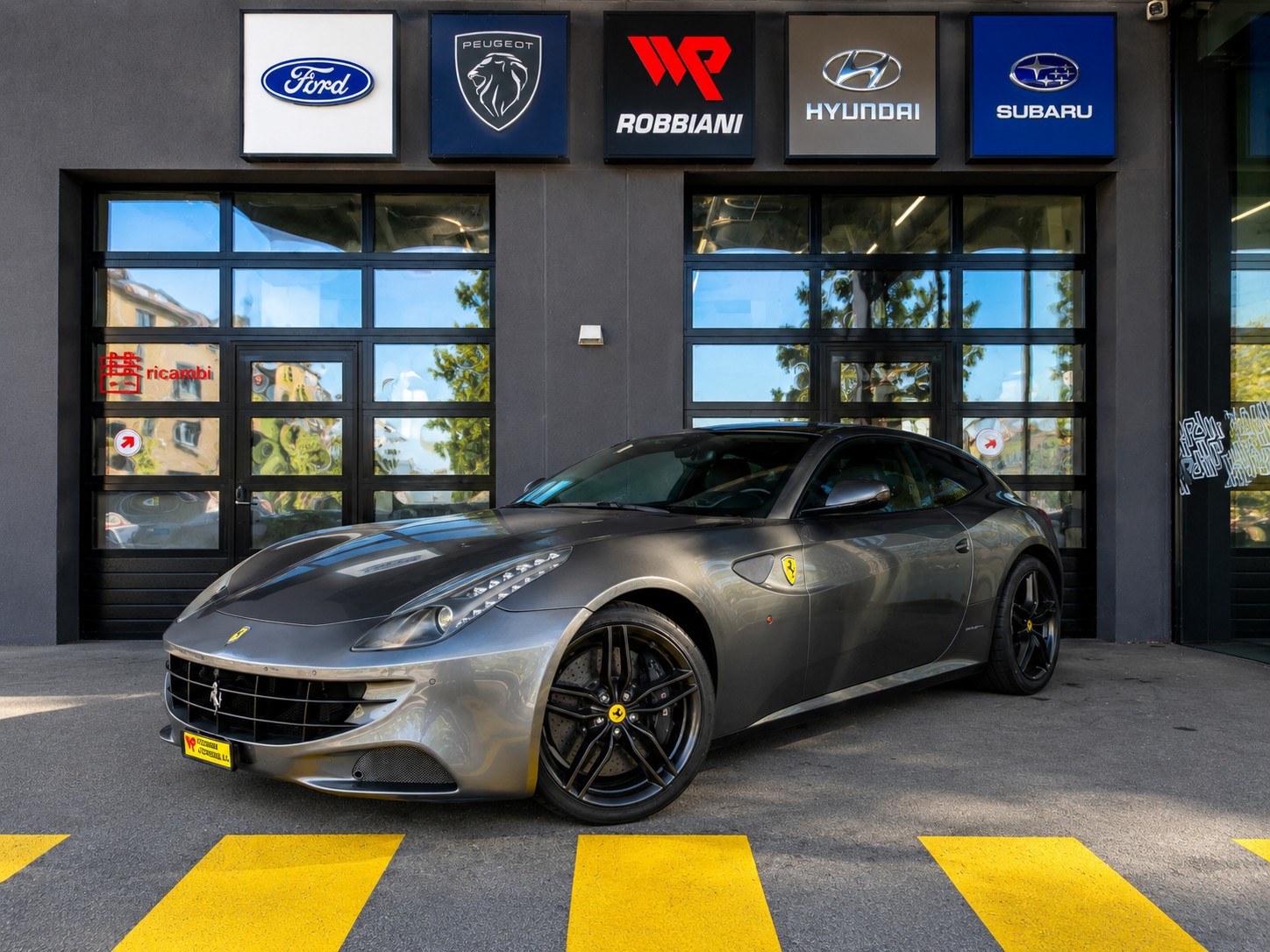 FERRARI FF-image-0