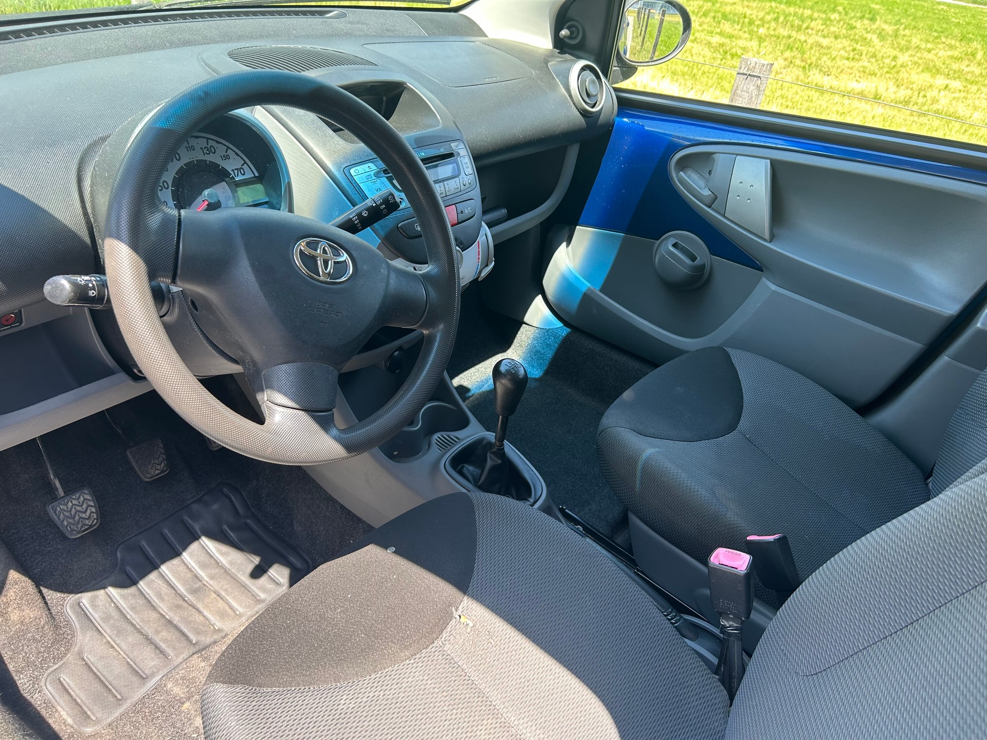 TOYOTA Aygo 1.0 Linea Terra-image-6