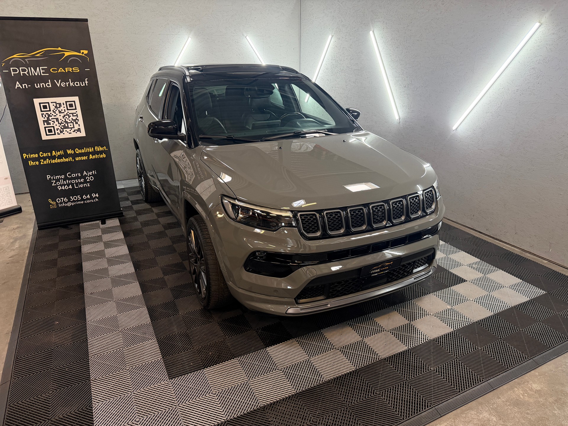 JEEP Compass 1.3 T PHEV S AWD-image-1