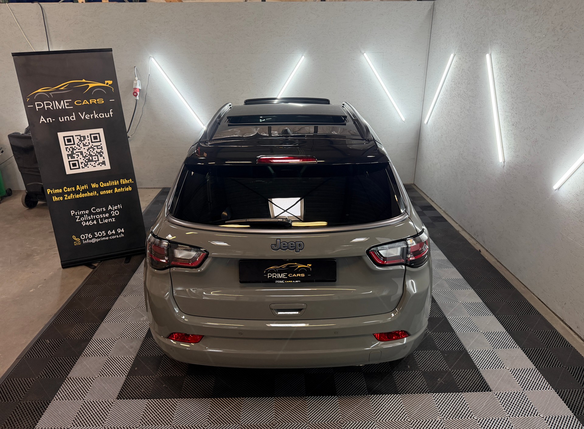 JEEP Compass 1.3 T PHEV S AWD-image-18