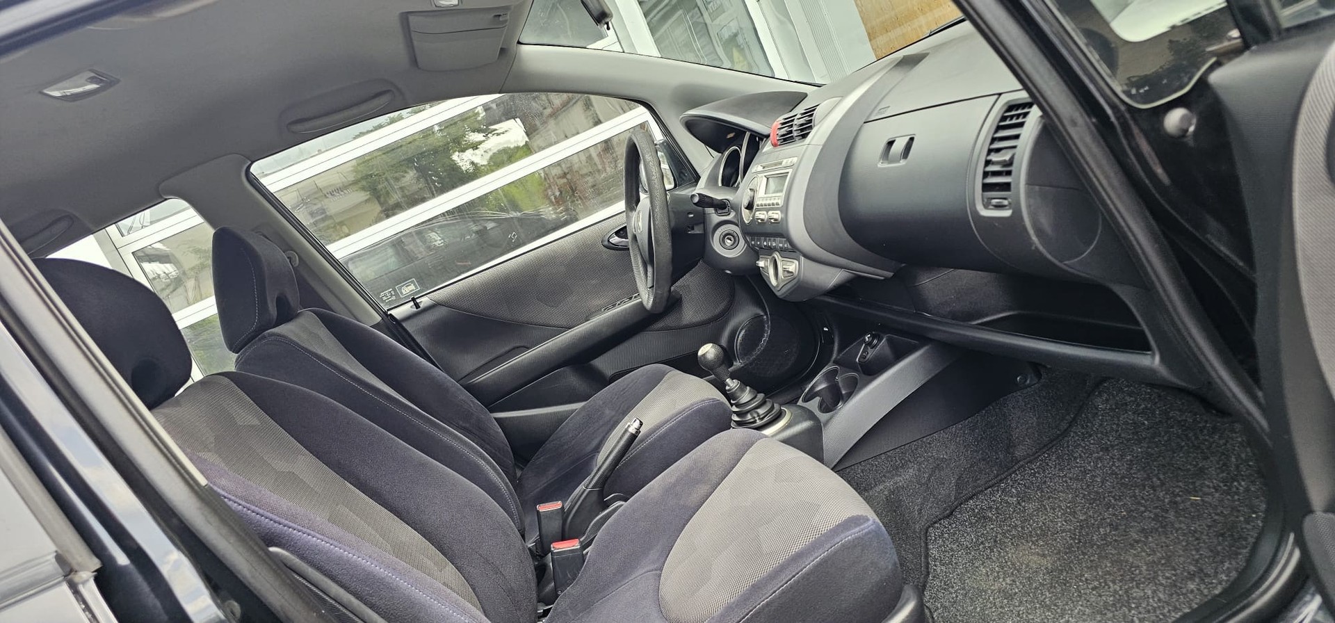 HONDA Jazz 1.4i ES-image-9