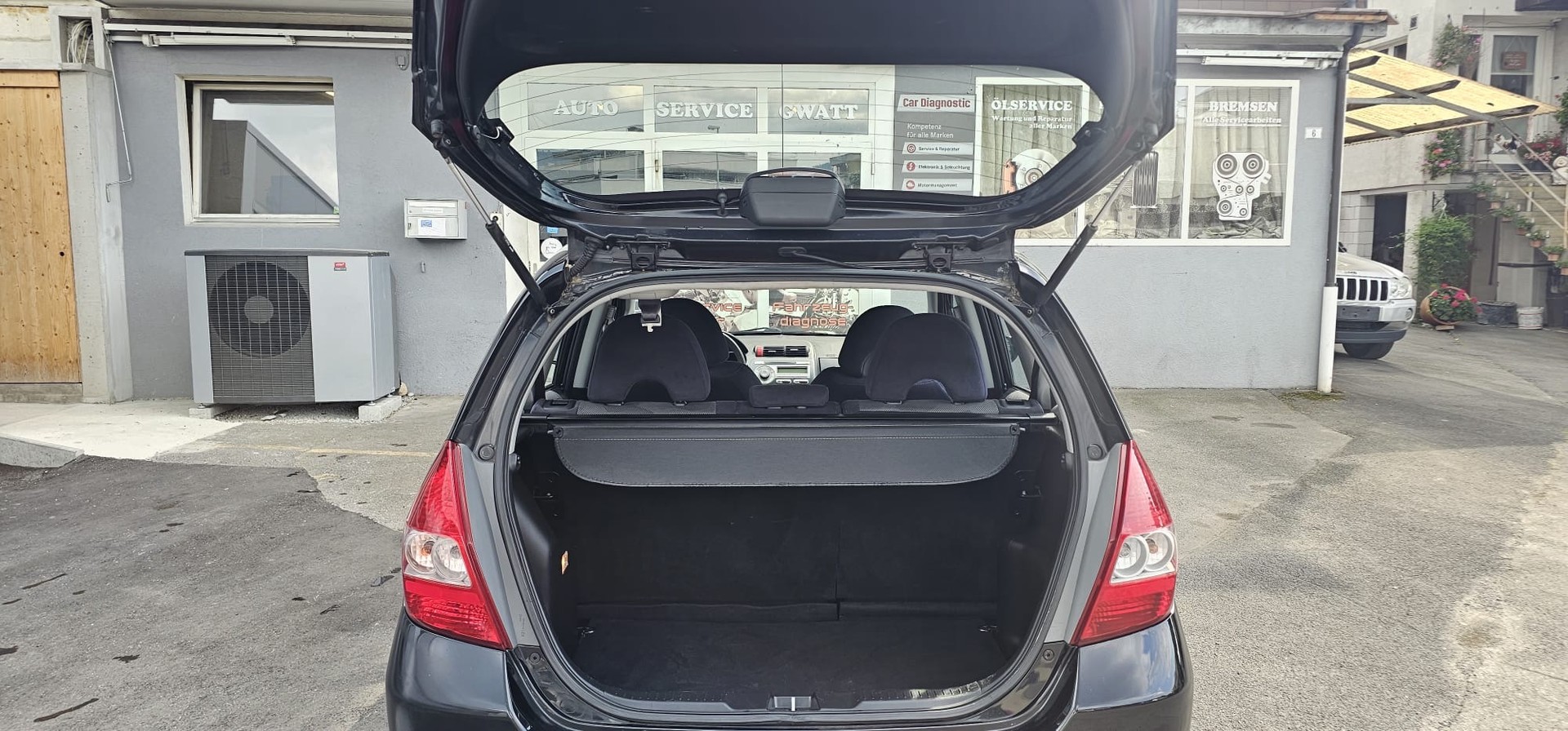 HONDA Jazz 1.4i ES-image-8
