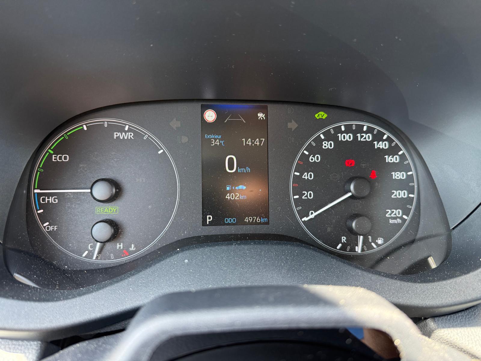 TOYOTA Yaris 1.5 VVT-i HSD Comfort-image-12