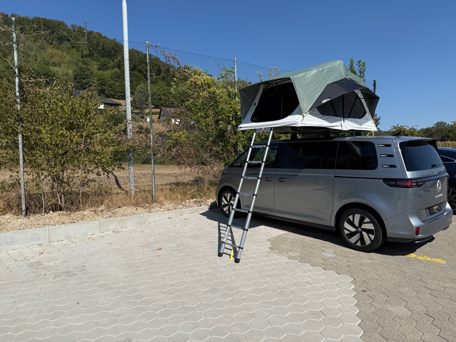 VW ID.Buzz LWB 91kWh Pro Energy-image-11