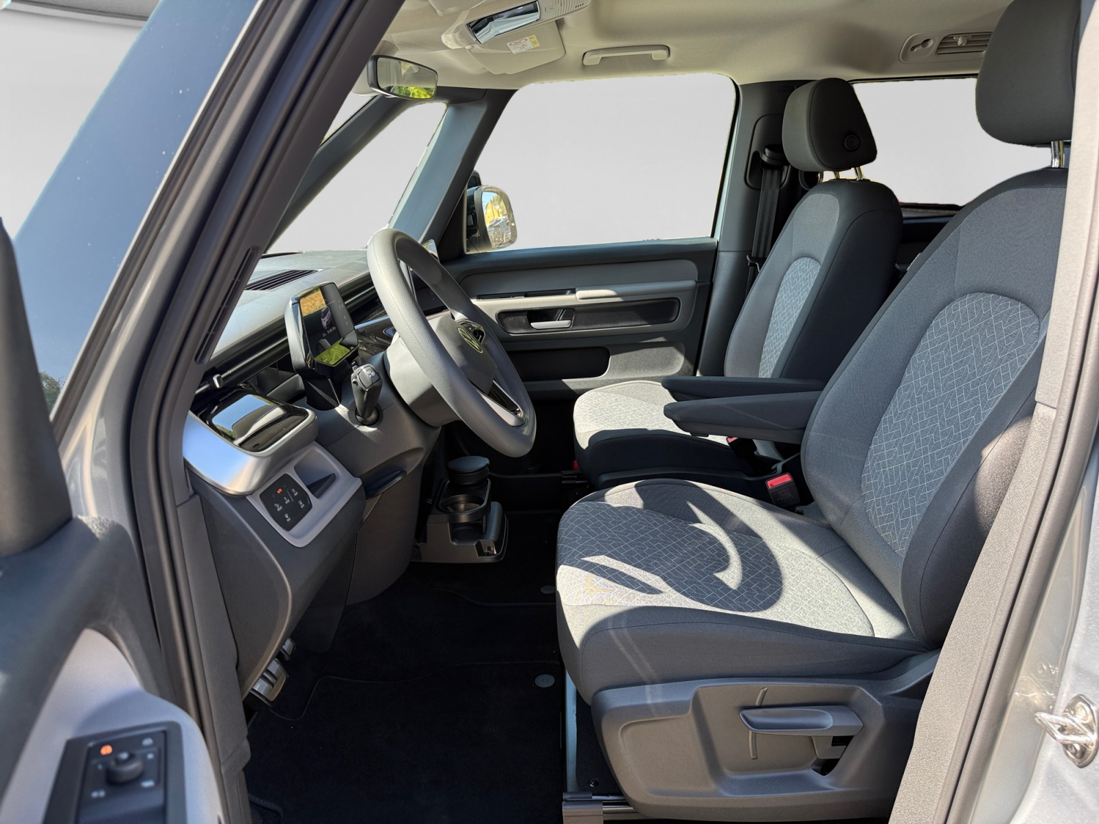 VW ID.Buzz LWB 91kWh Pro Energy-image-13