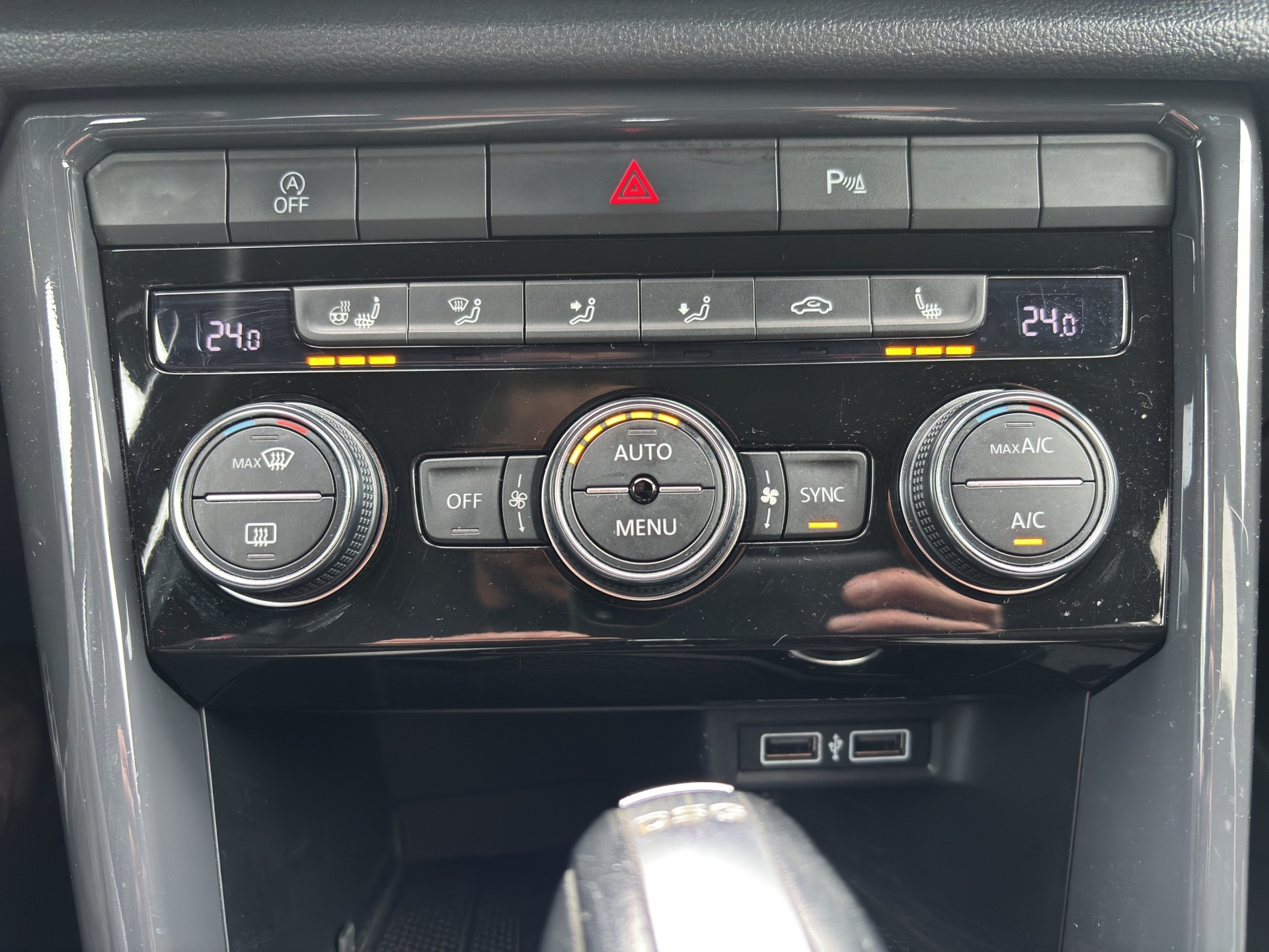 VW T-Roc 2.0 TDI SCR Sport DSG 4Motion-image-8