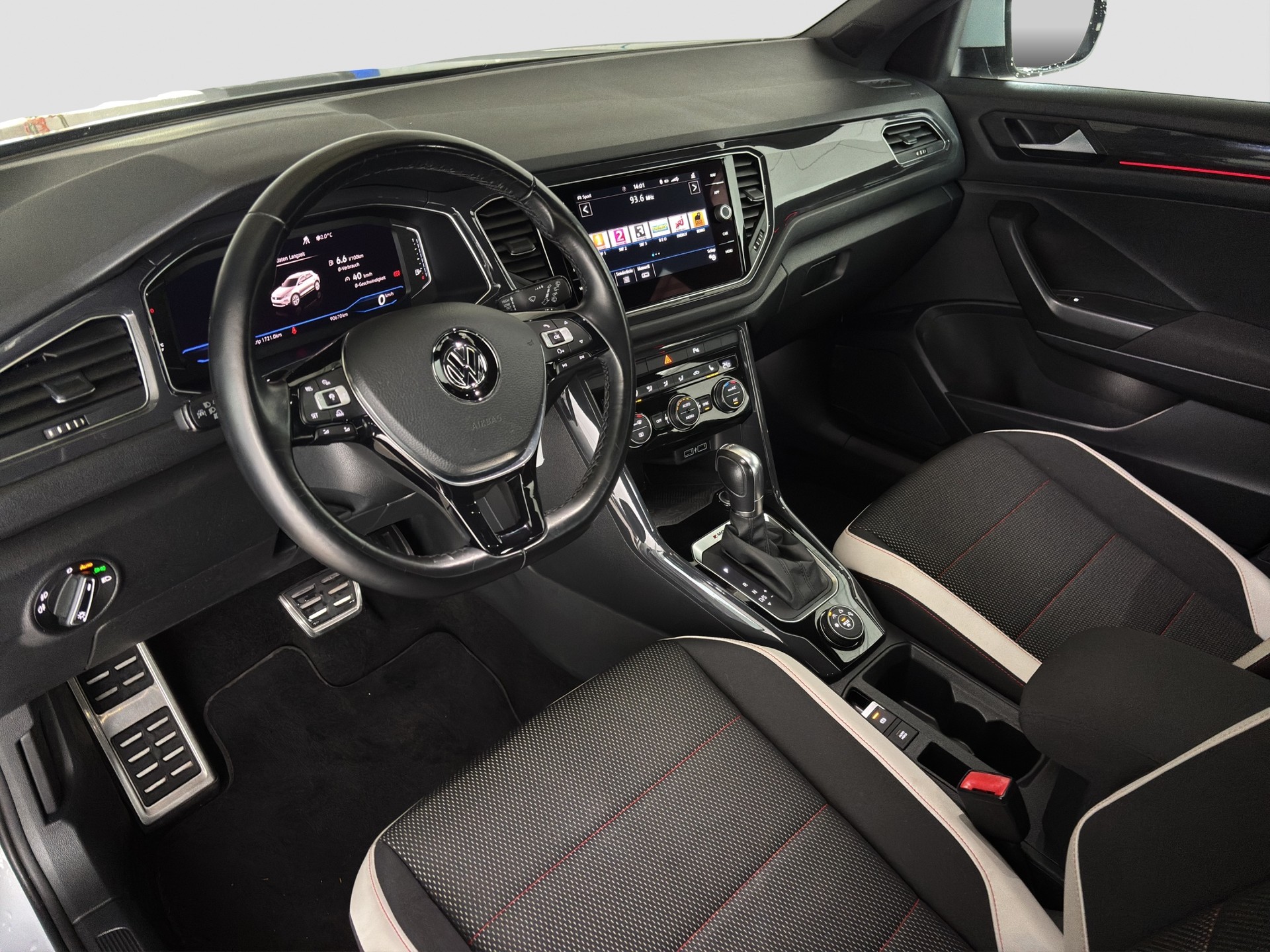 VW T-Roc 2.0 TDI SCR Sport DSG 4Motion-image-11