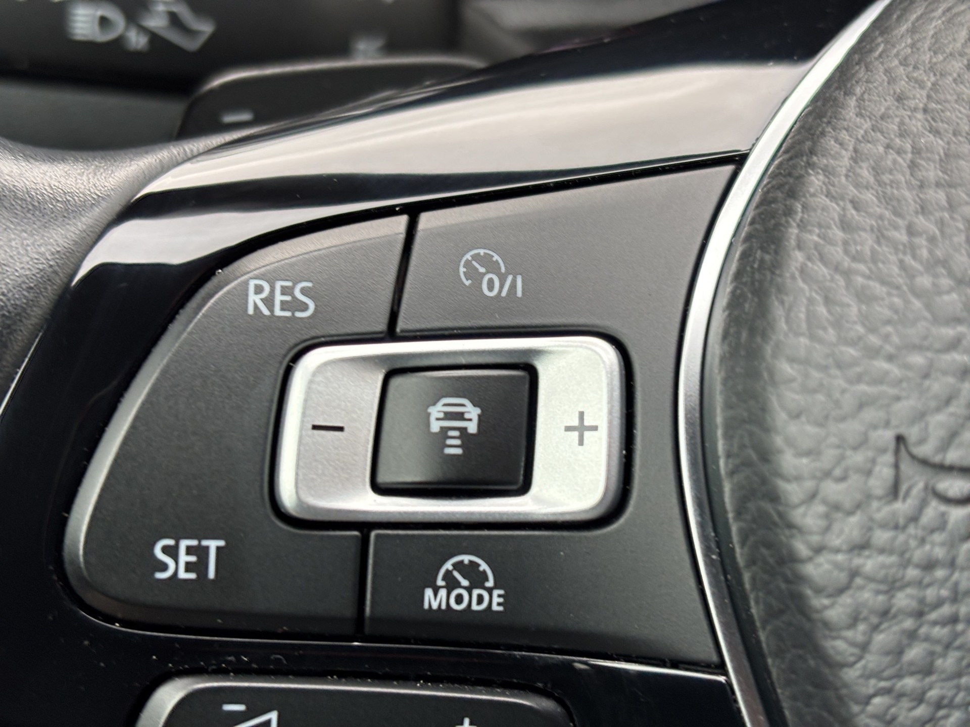 VW T-Roc 2.0 TDI SCR Sport DSG 4Motion-image-10