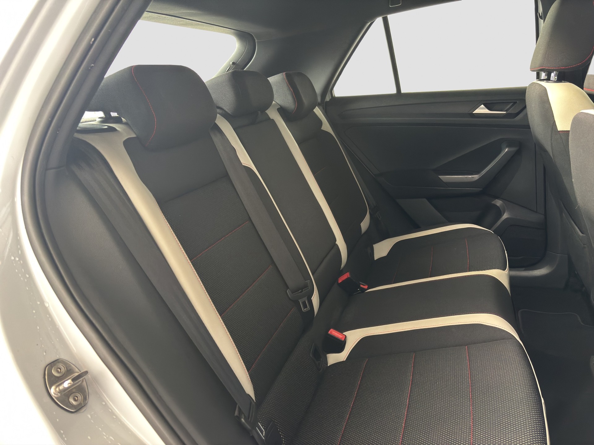 VW T-Roc 2.0 TDI SCR Sport DSG 4Motion-image-14