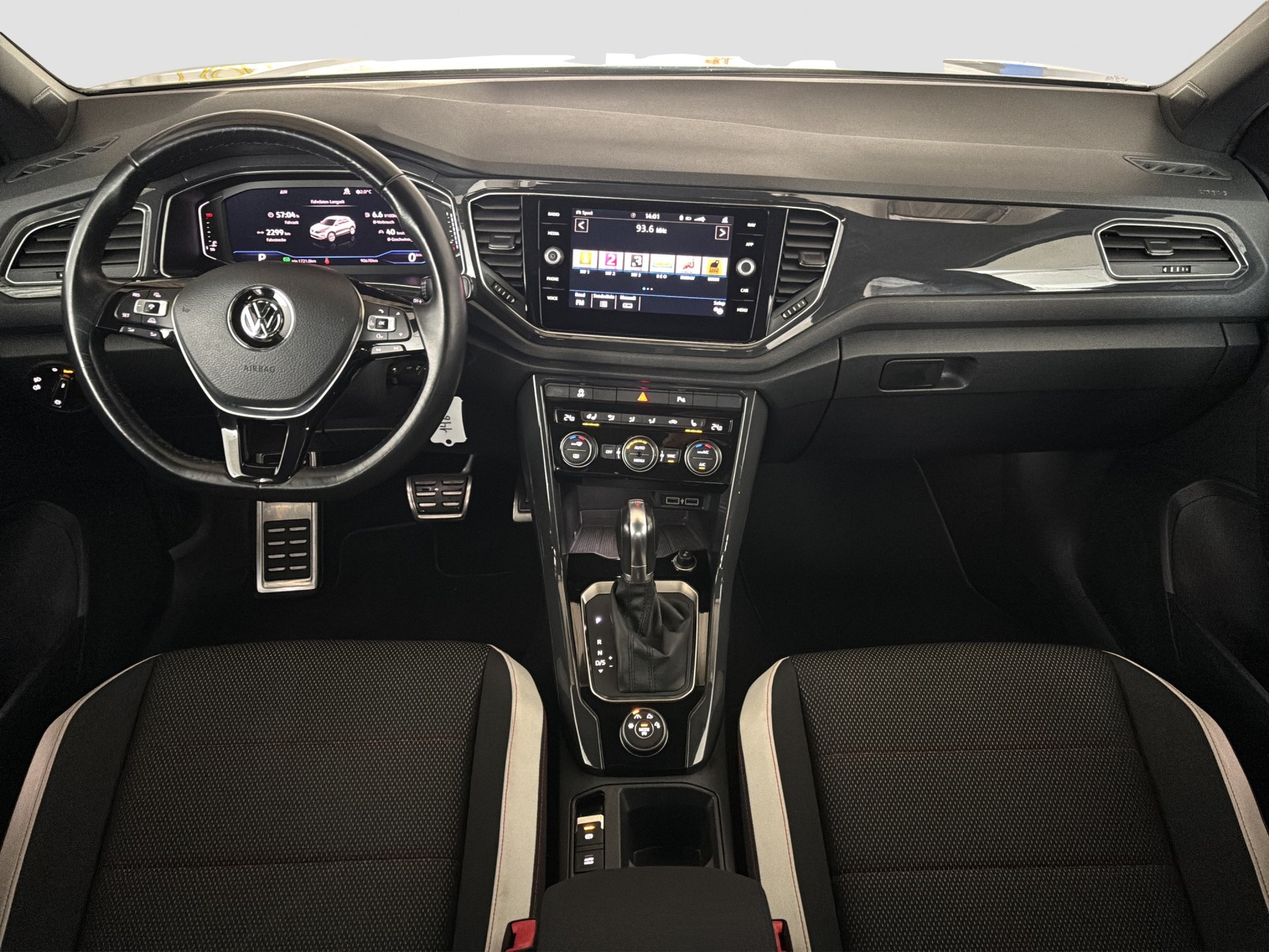 VW T-Roc 2.0 TDI SCR Sport DSG 4Motion-image-3