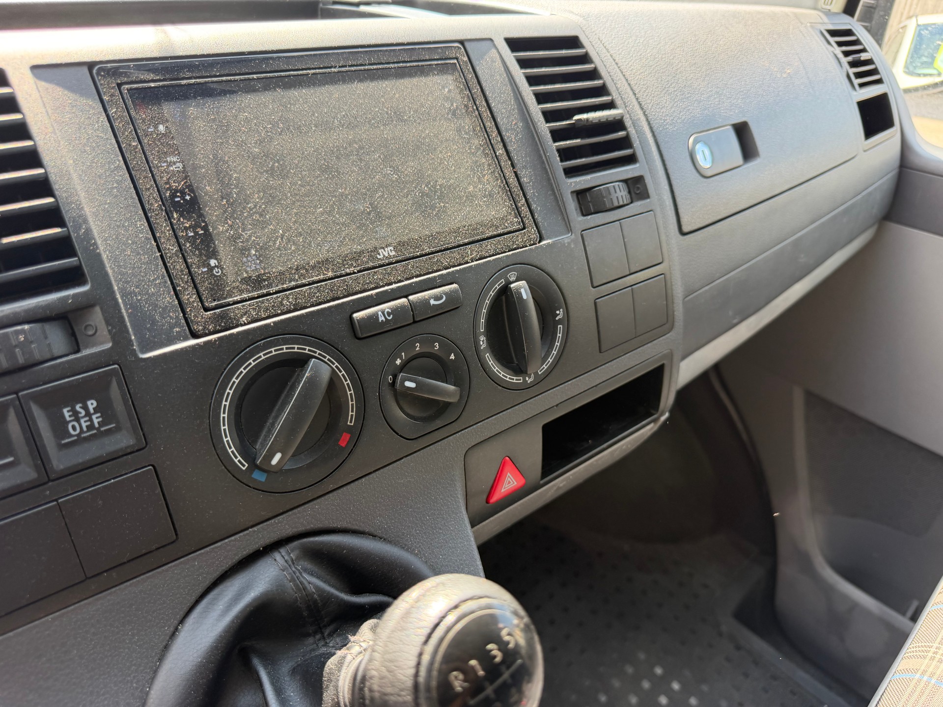 VW T5 1.9 TDI PD-image-7