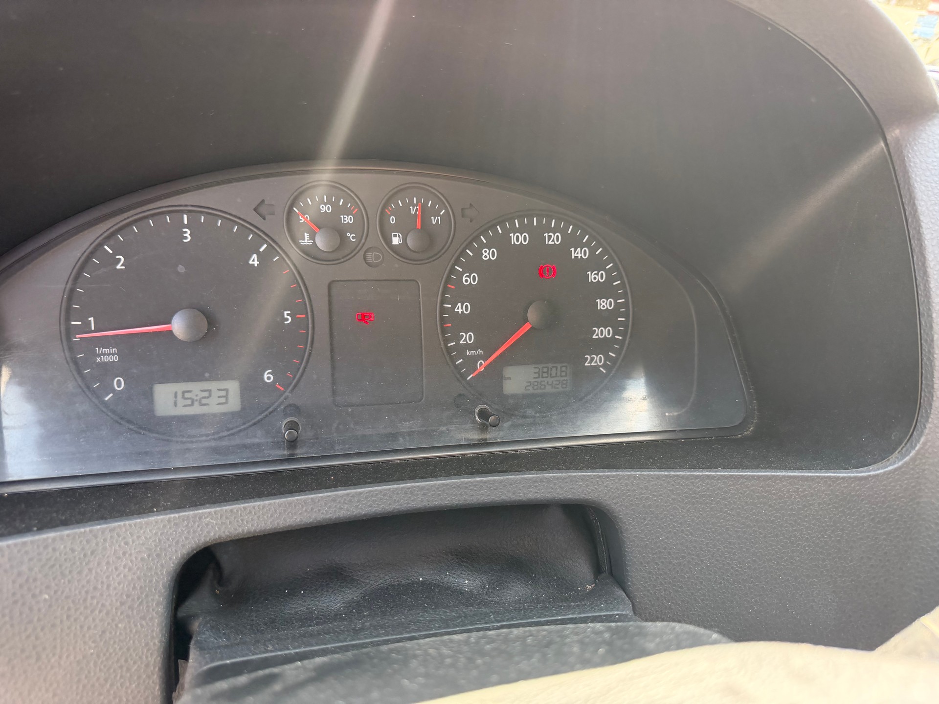 VW T5 1.9 TDI PD-image-8
