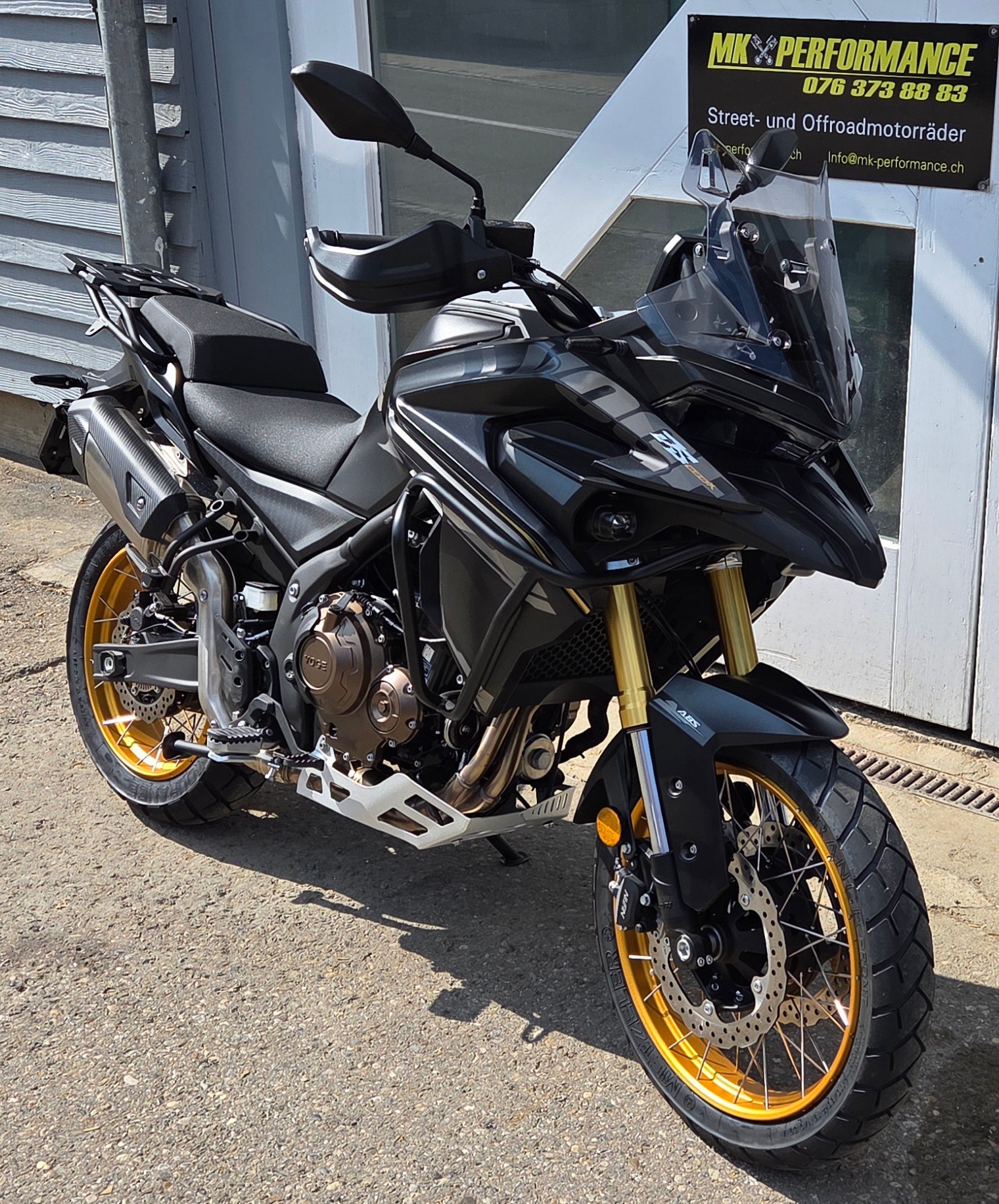 VOGE 625 DSX Black Knight-image-1