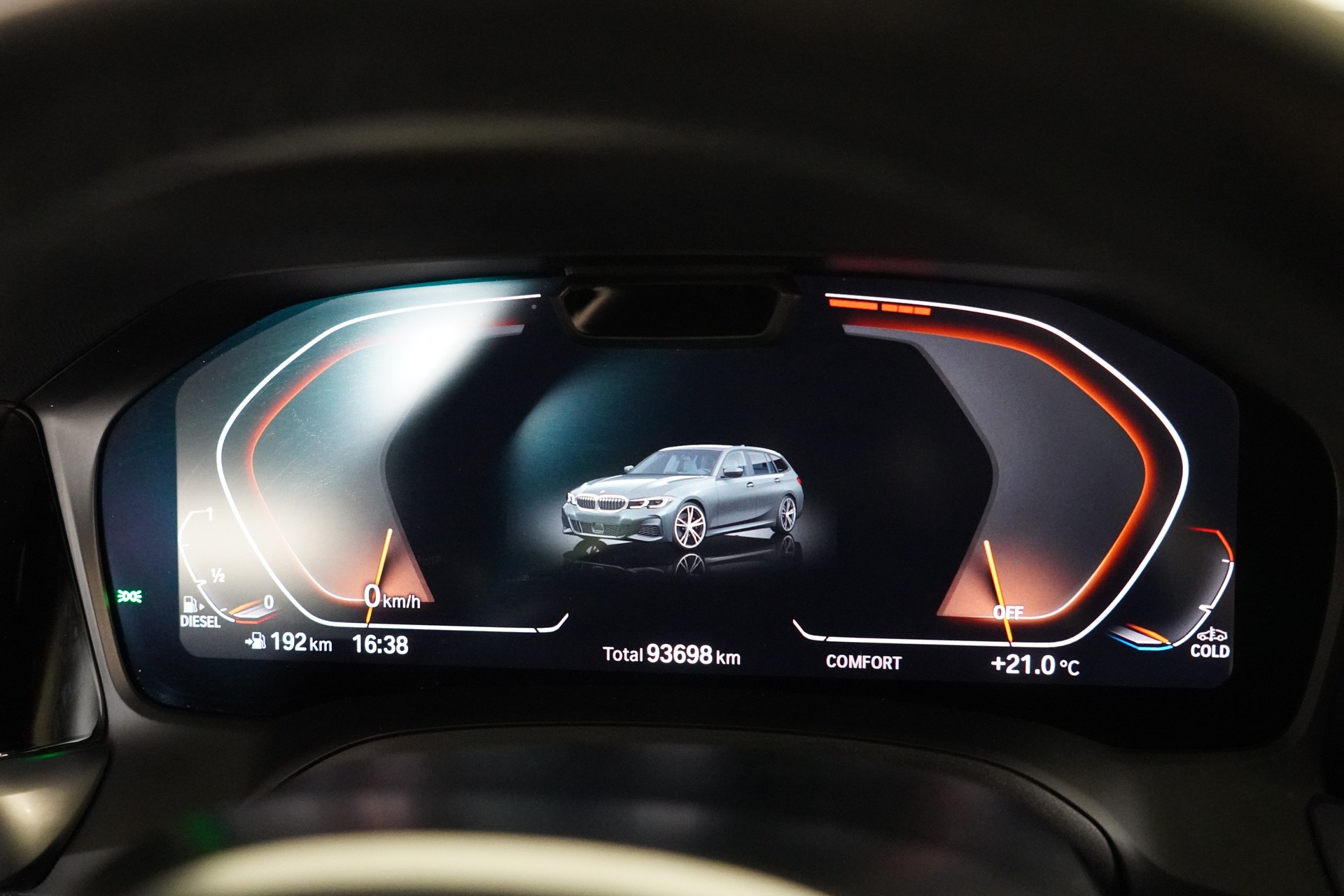 BMW 320d xDrive 48V Touring M Sport Steptronic-image-20