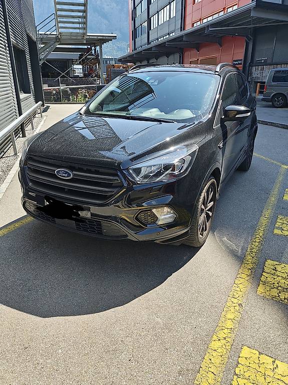 FORD KUGA-image-0