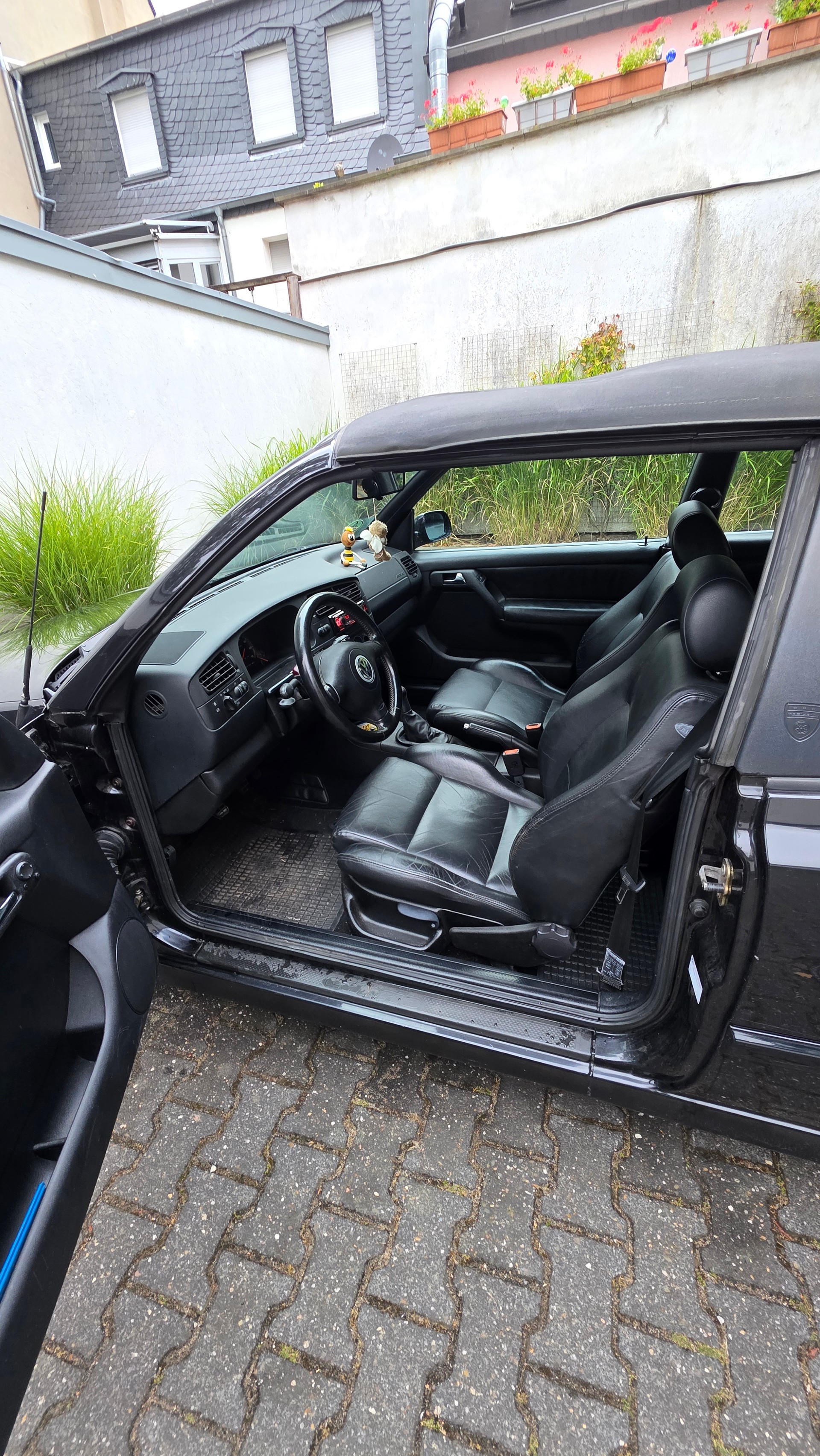 VW 2.0 Highline-image-4
