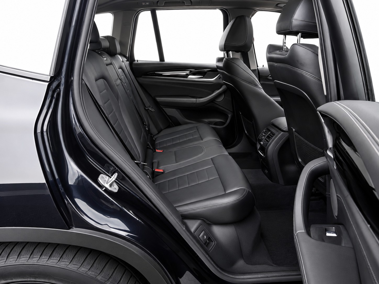 BMW iX3 E-Motor CH FAHRZEUG Limited Edition 0-100-image-8
