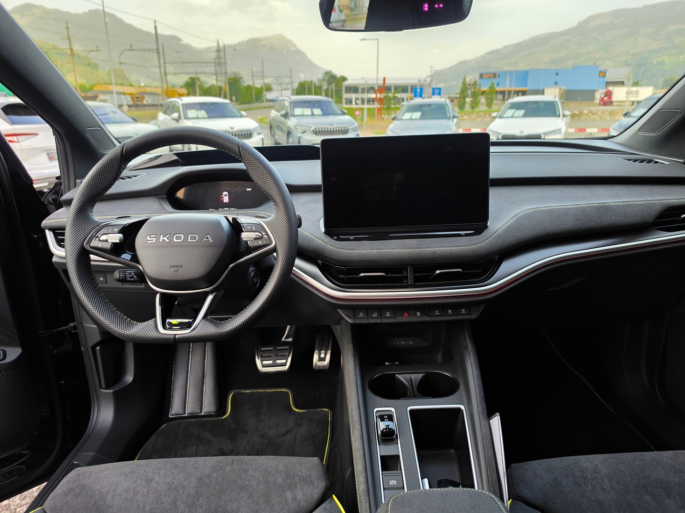 SKODA Elroq RS 4x4-image-9