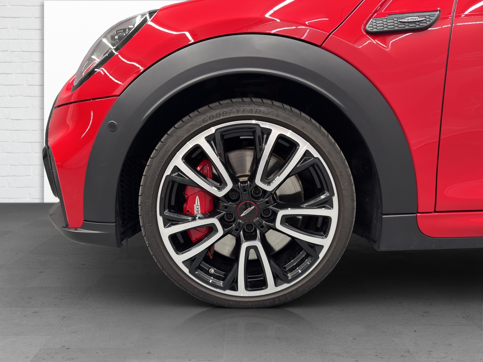 MINI Cabrio 2.0i John Cooper Works SAG-image-5