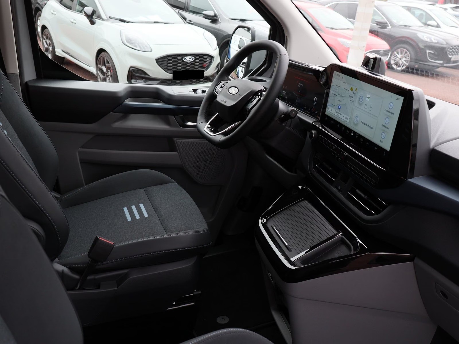 FORD Tourneo Bus 340 L1H1 PHEV Active 8 Sitzer-image-4