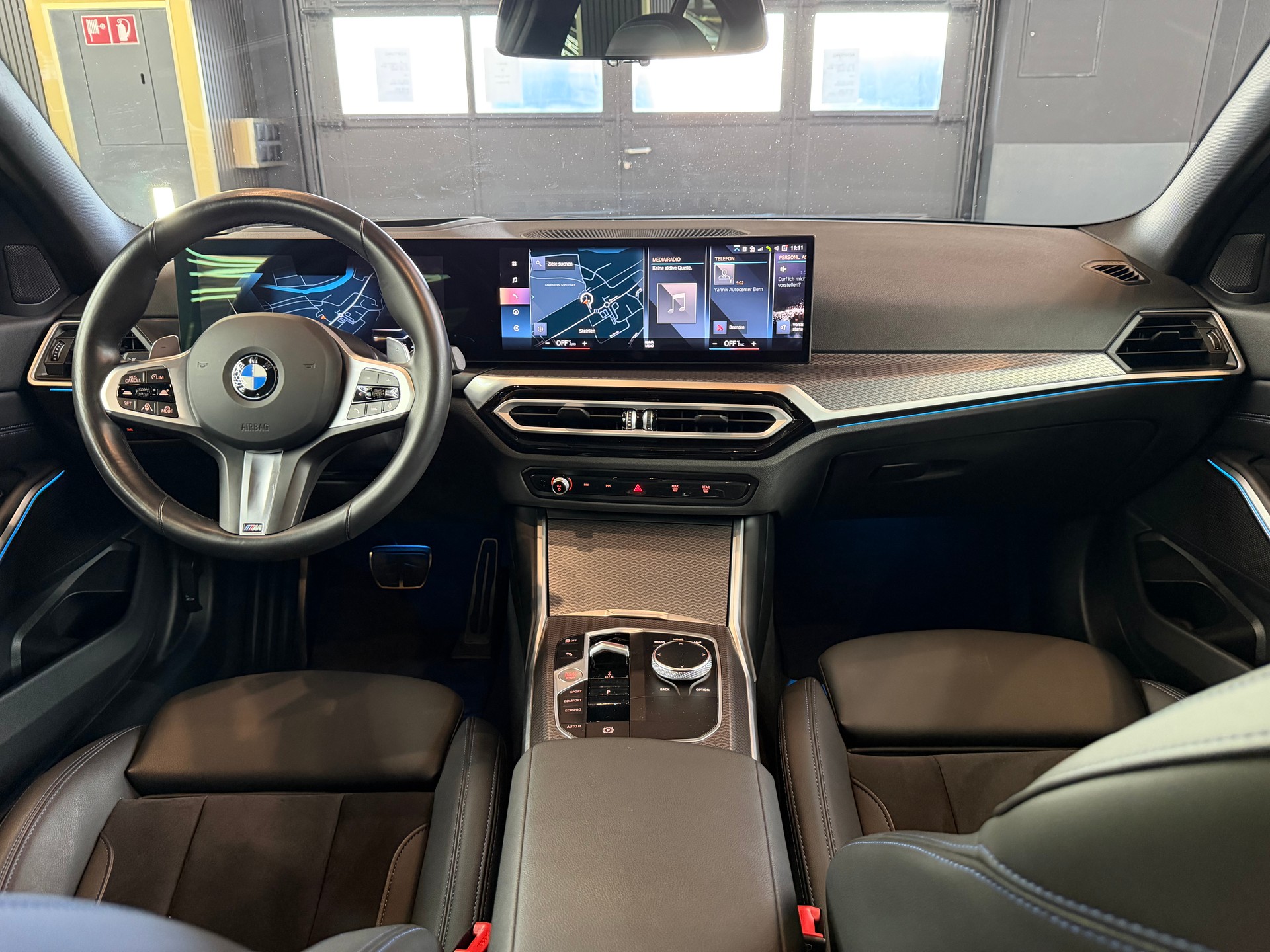 BMW 320d xDrive 48V Steptronic M Sport-image-13