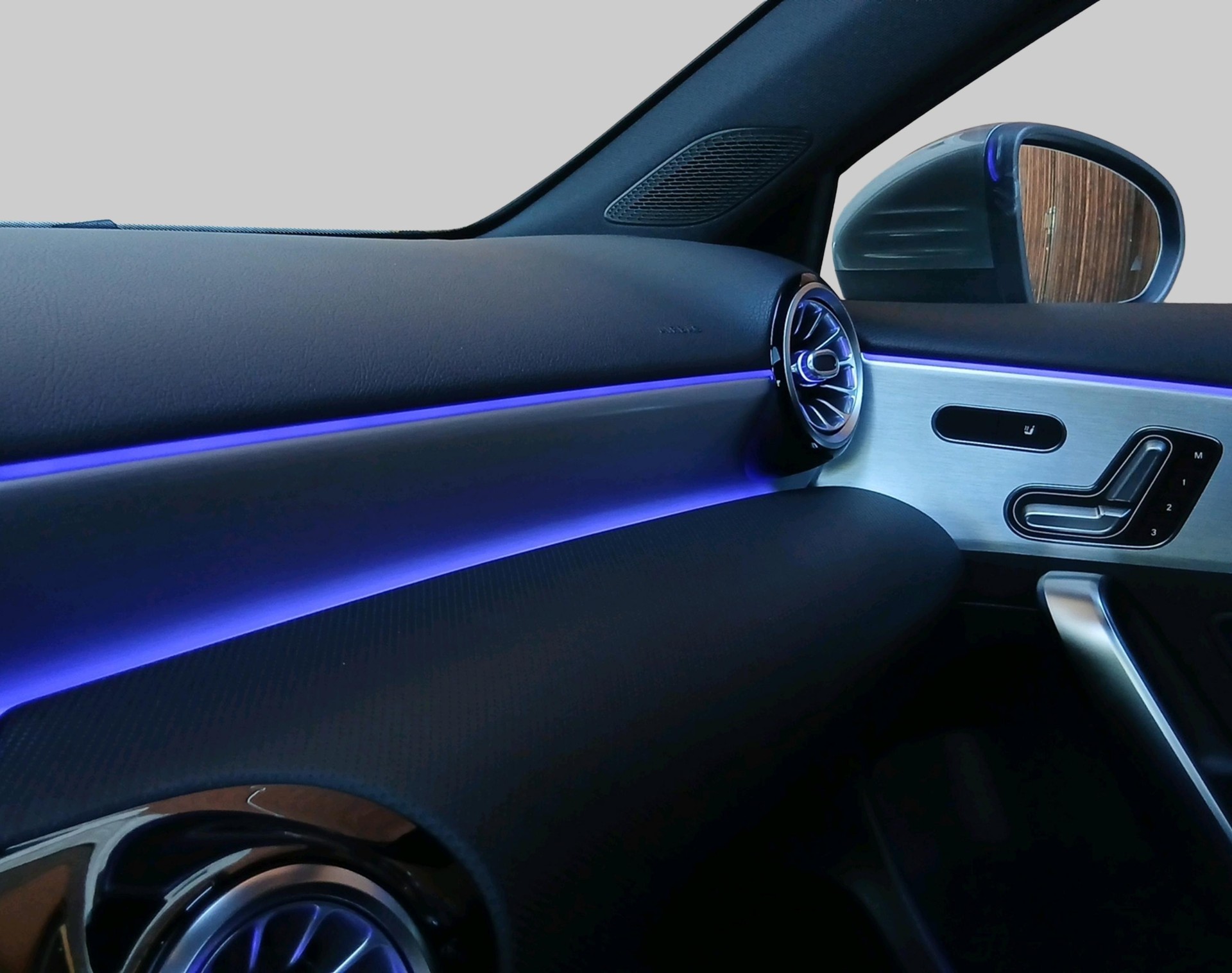 MERCEDES-BENZ A-CLASS W177 A 220 AMG Line 4-image-19
