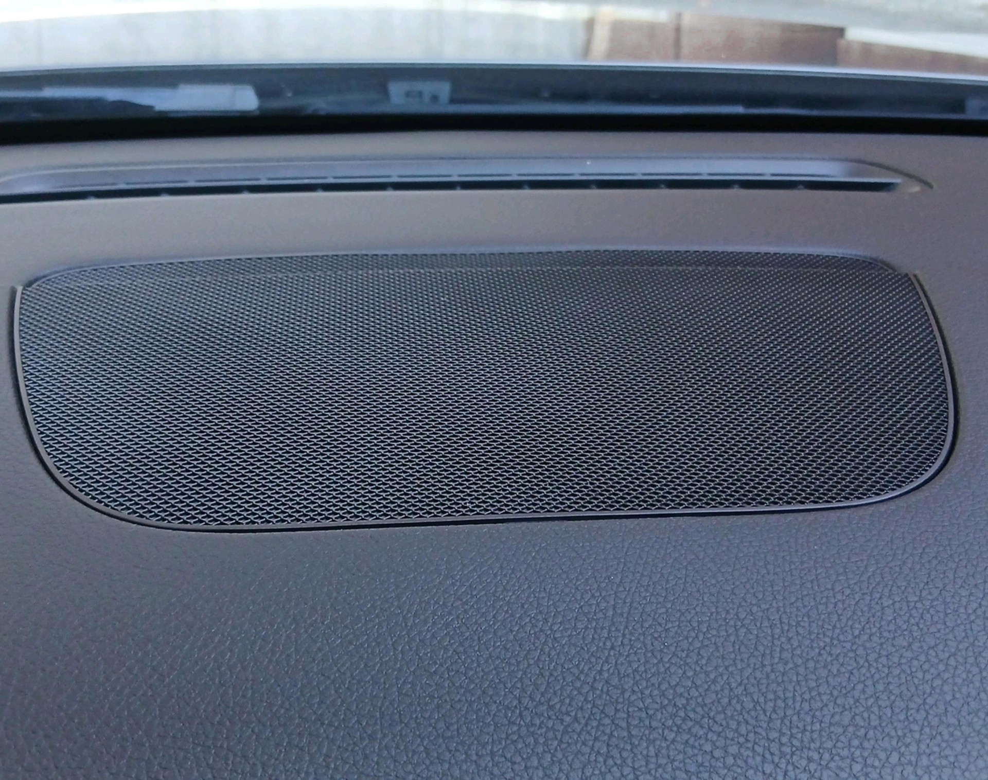 MERCEDES-BENZ A-CLASS W177 A 220 AMG Line 4-image-15