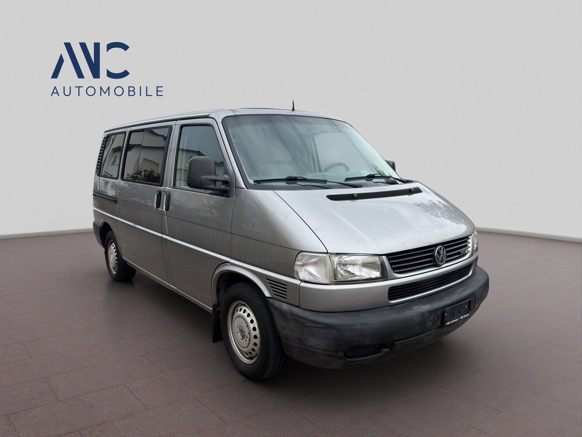 VW T4 Multivan 2.5TDI ABS-image-1