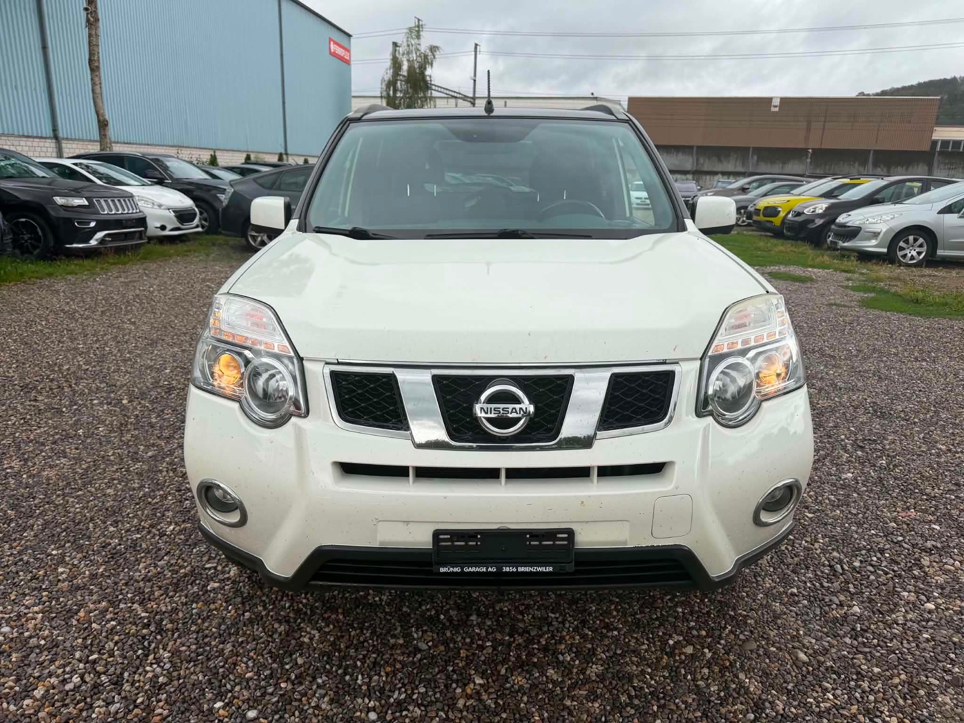 NISSAN X-Trail 2.0 dCi 16V SE Automatic-image-10