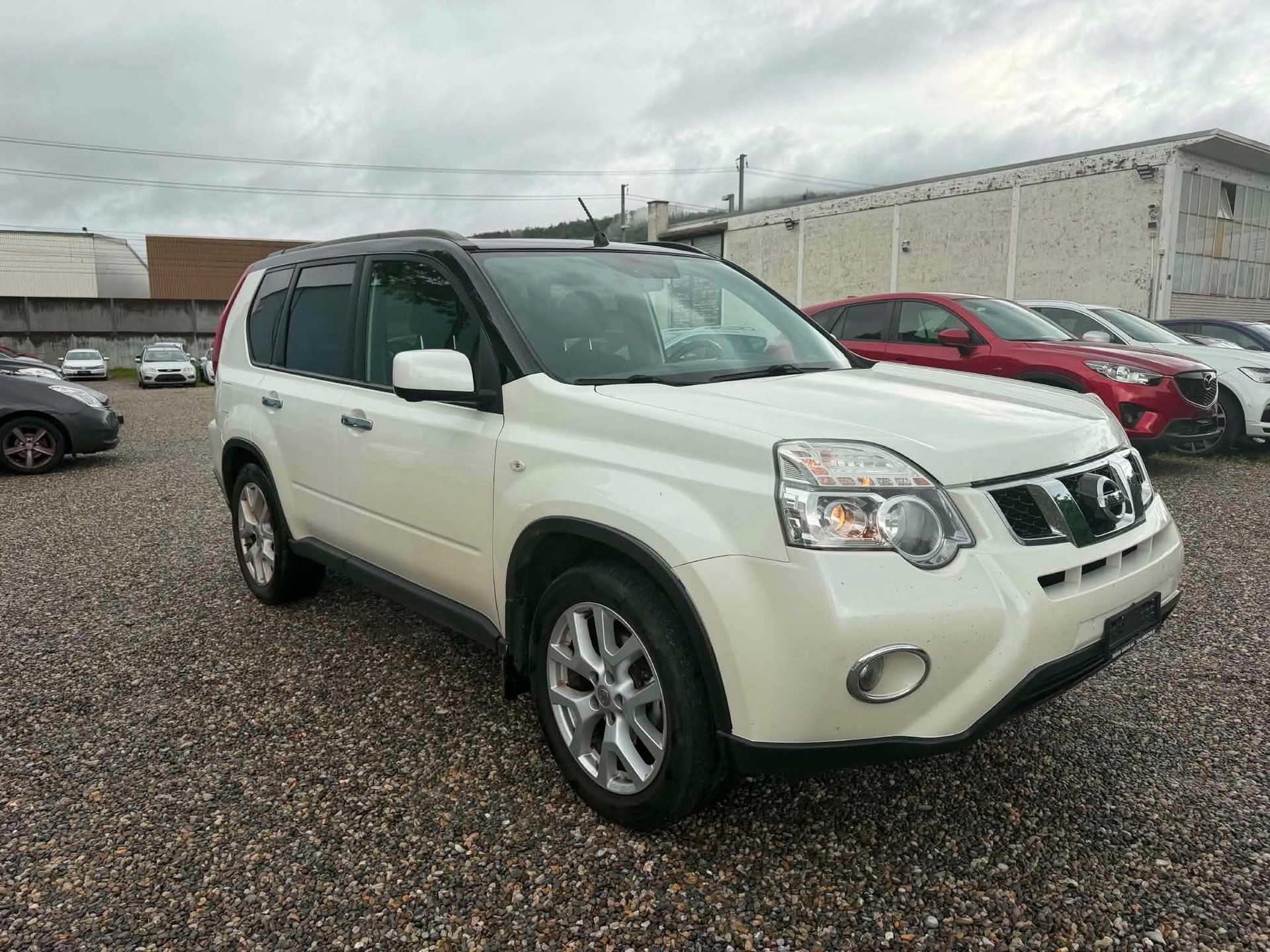 NISSAN X-Trail 2.0 dCi 16V SE Automatic-image-13