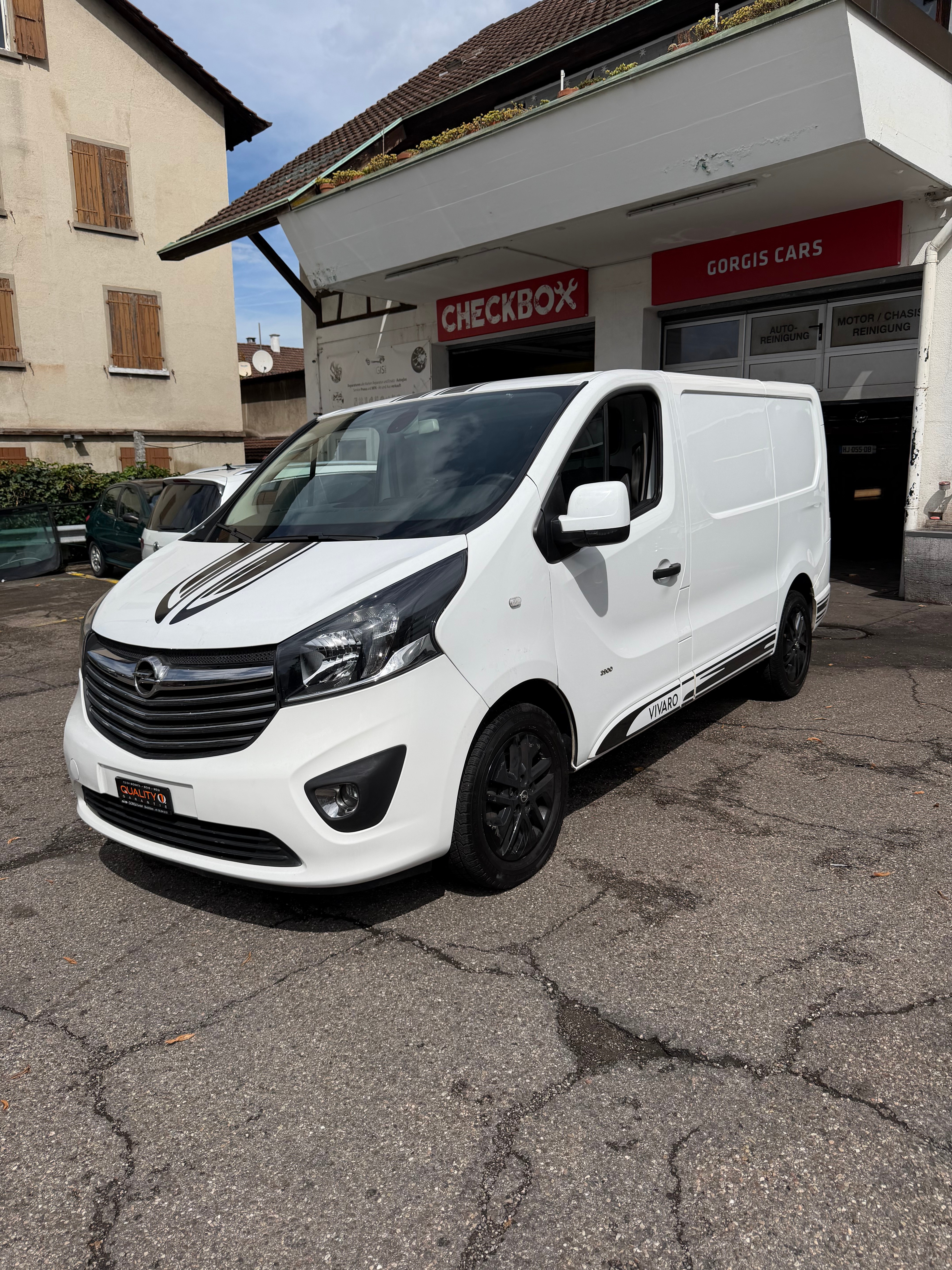 Car photo