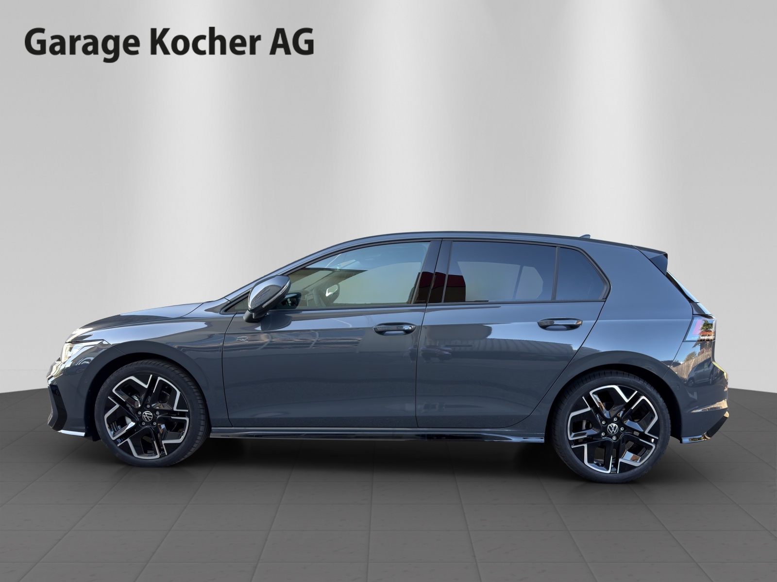 VW Golf 1.5 e TSI mHEV R-Line DSG-image-2