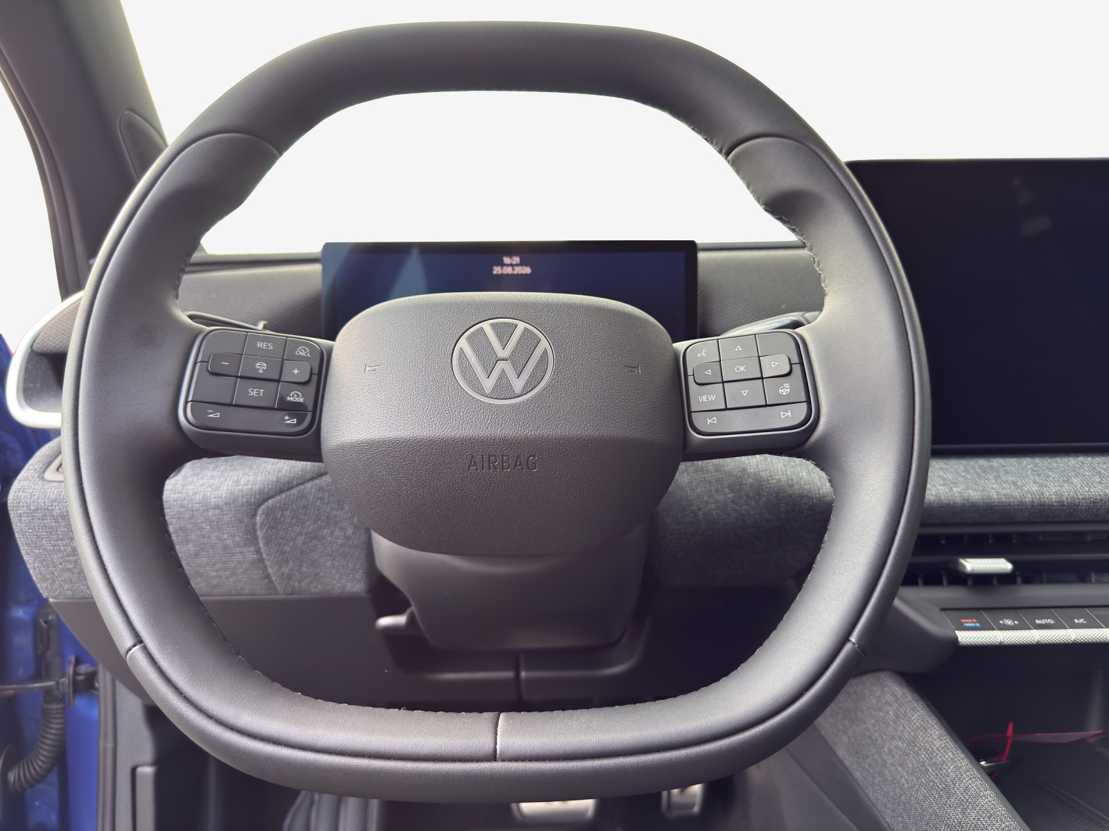 VW ID.Polo 52 kWh Style Edition One Plus-image-9